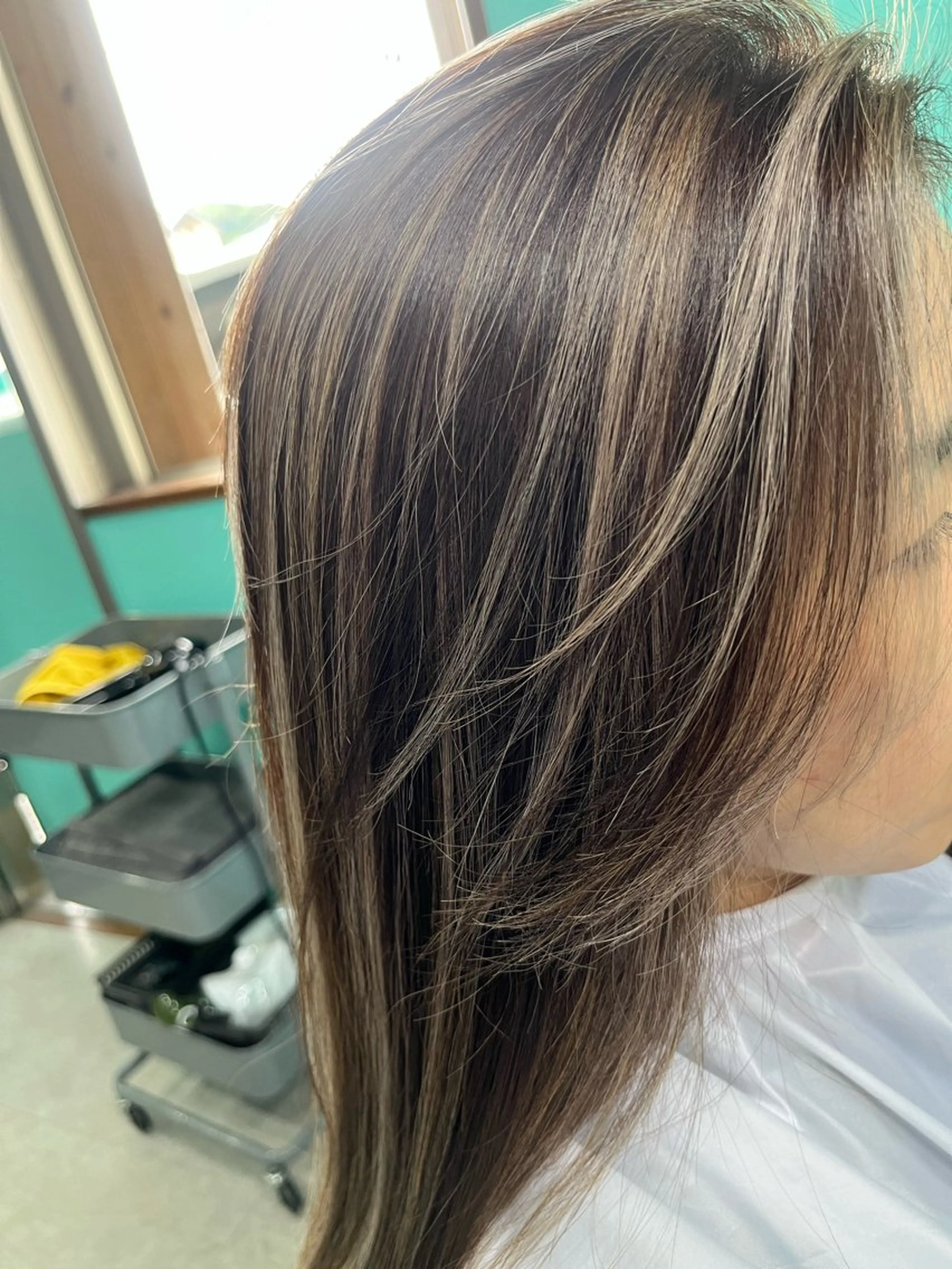 セミロング カラー ハイライトカラー ハイライト カット ヘアカラー ASIA所属・🌺ASIA🌺 福留のヘアスタイル