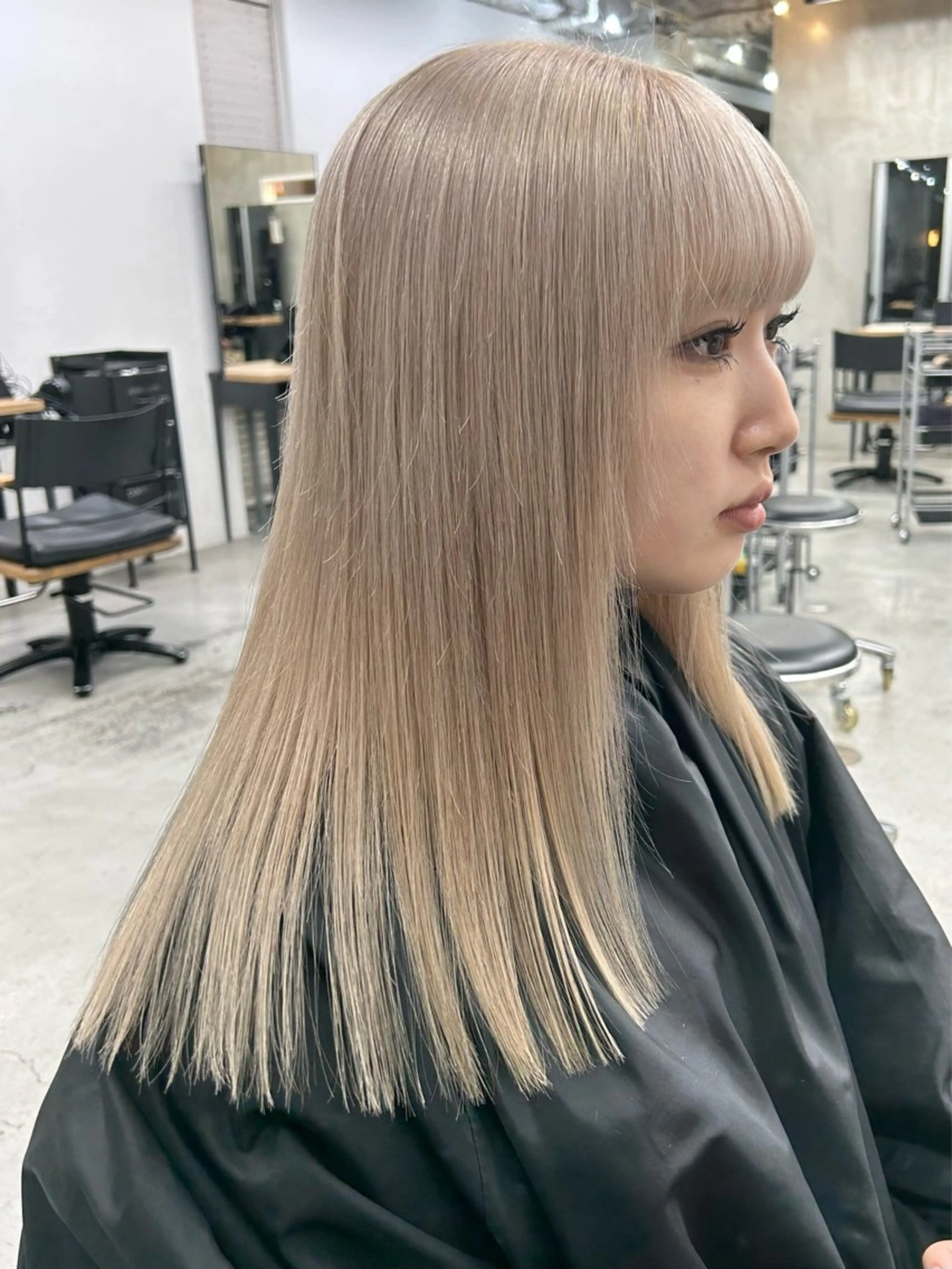 ロング カラー ヘアカラー トリートメント 韓国/ハイトーン/ ボブ🎀MIKU🎀のヘアスタイル