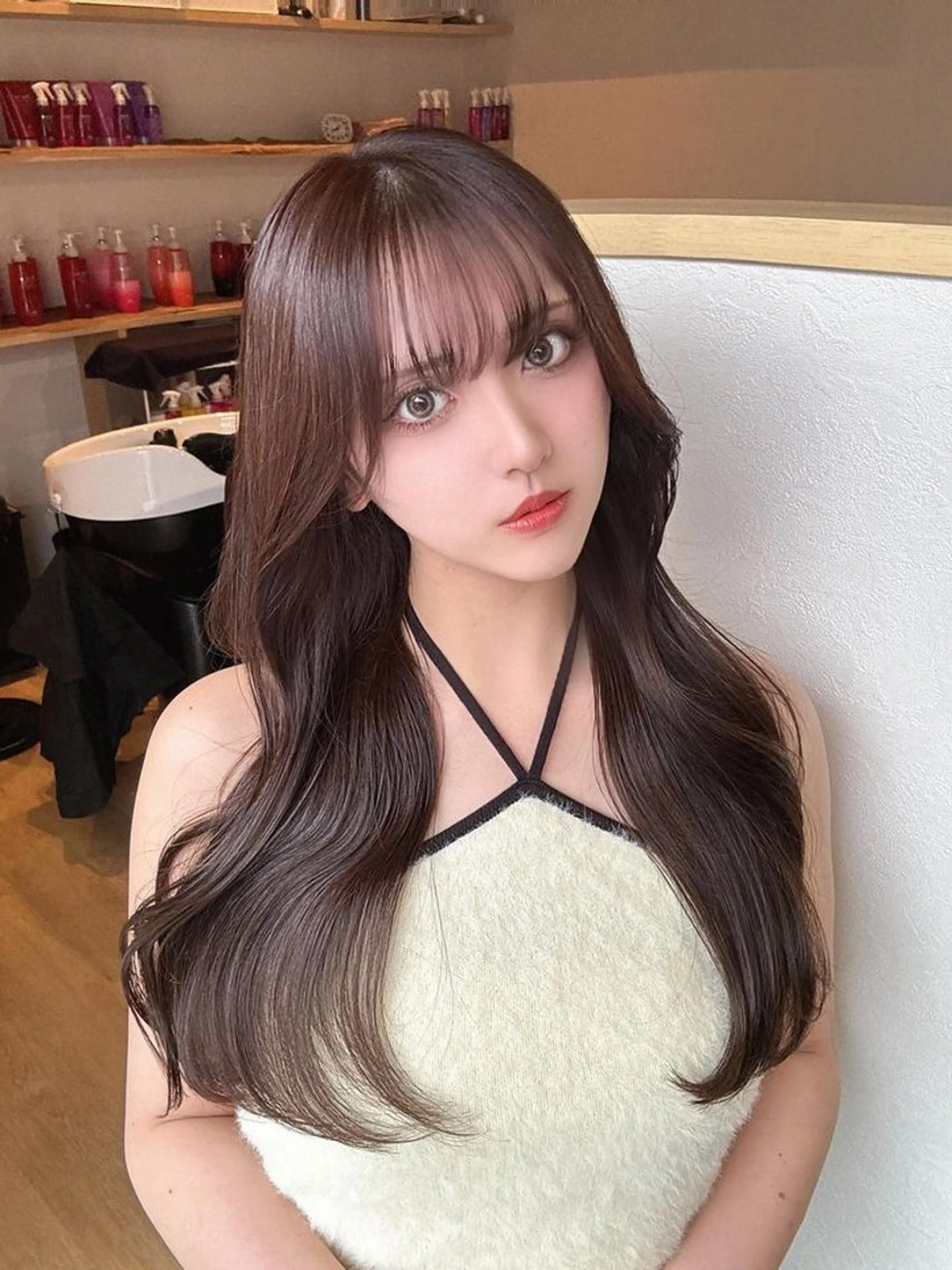 ロング 韓国/透明感 Veluaのヘアスタイル