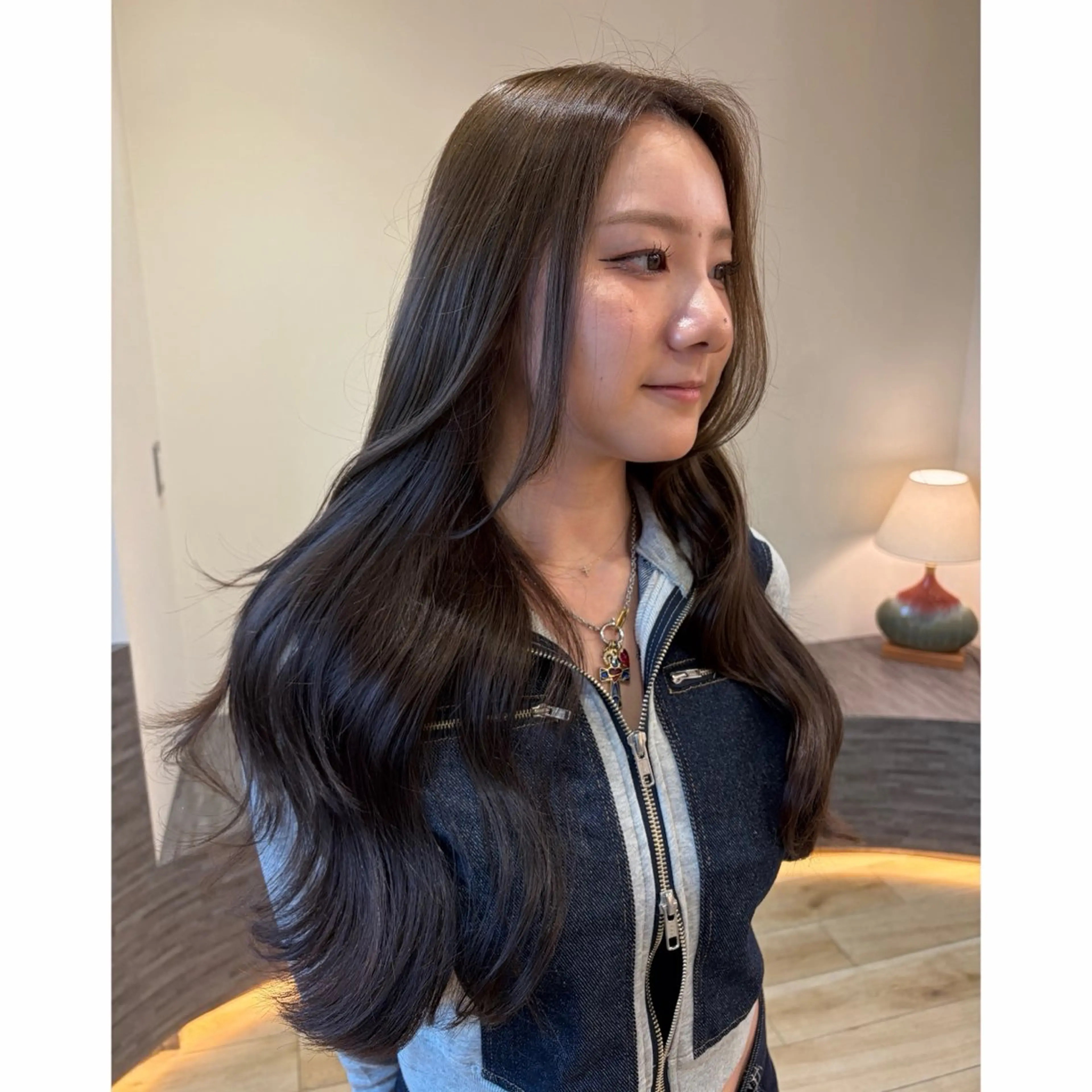 ロング ヘアカラー トリートメント カットカラー ¥ 3000★YAEKAのヘアスタイル