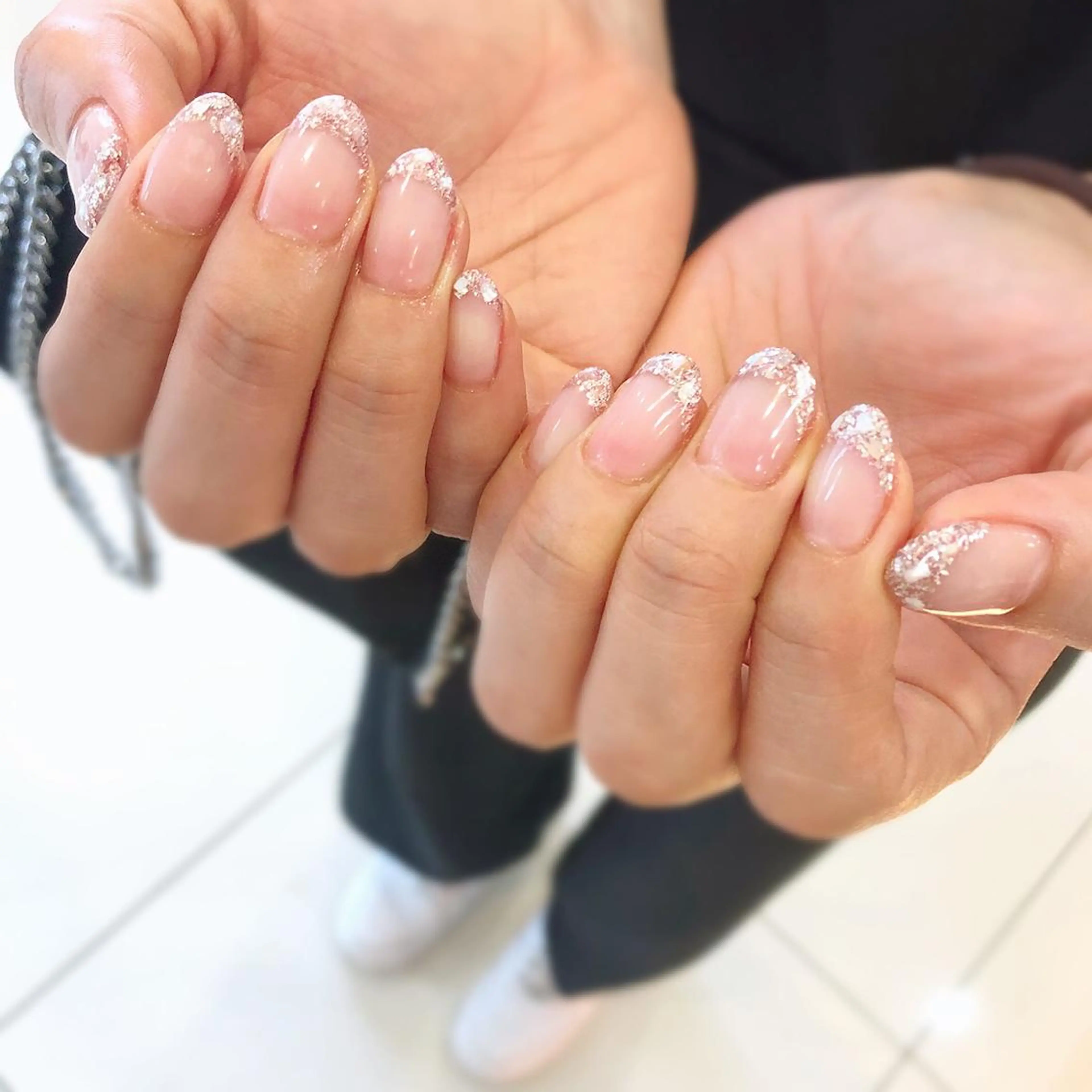 ネイル フレンチネイル ガラスフレンチ nail salon Regaosのネイルデザイン