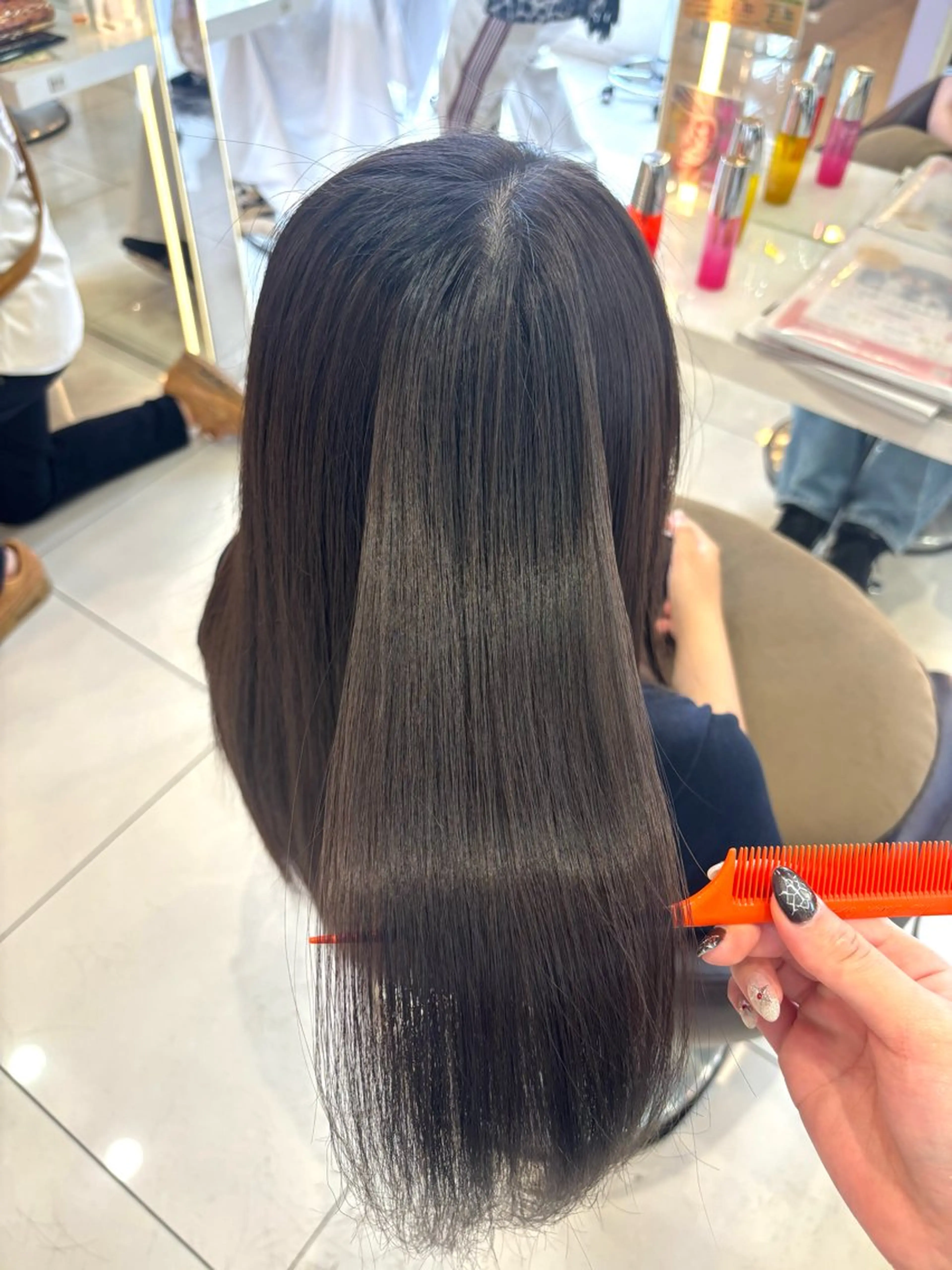 ロング パーマ くせ毛 縮毛矯正 カット 縮毛矯正 カット/暖色カラー/ rikako🌻のヘアスタイル