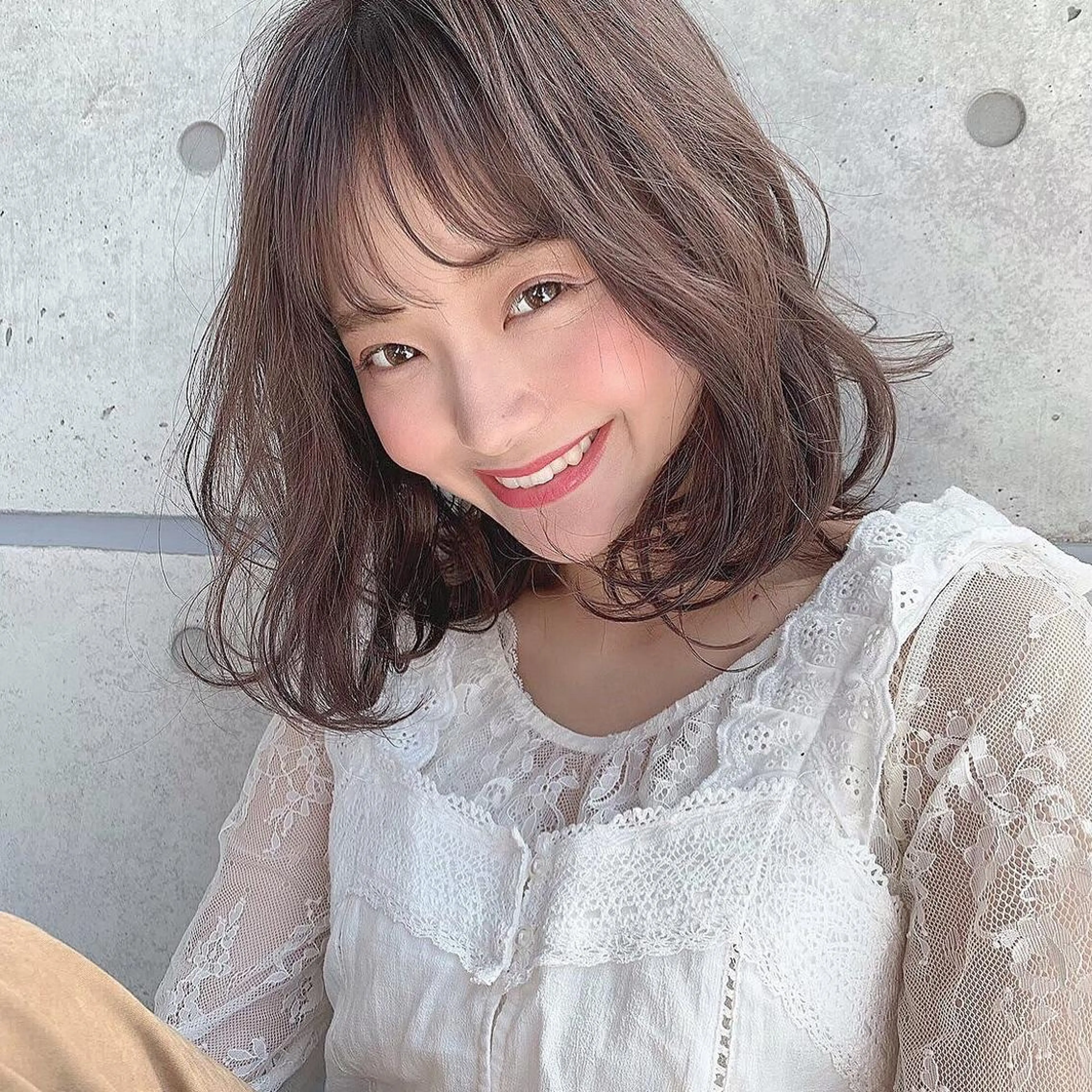 セミロング カラー 💕上野美容師☁ ブリーチ💖サワのヘアスタイル