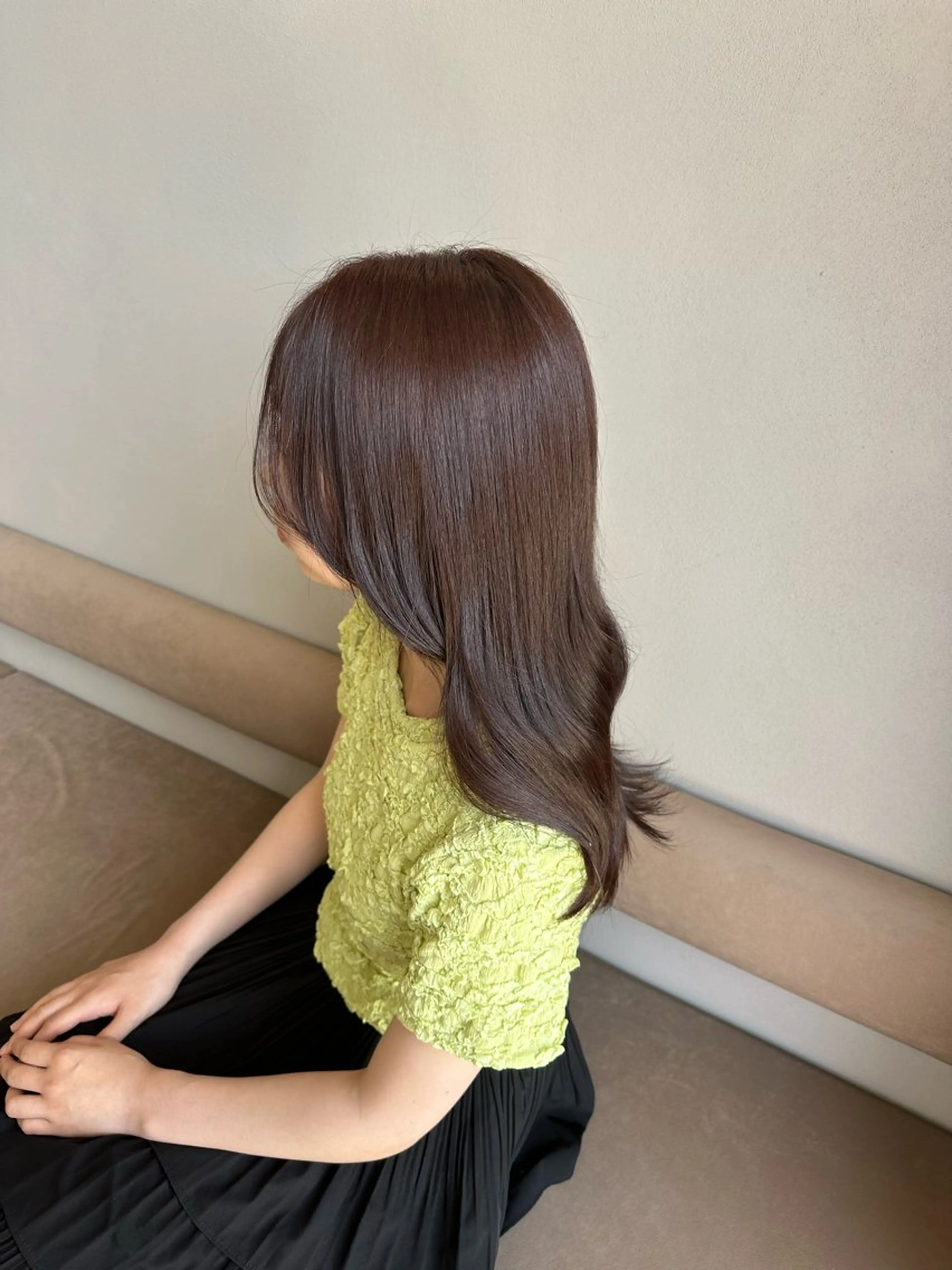 ロング 内田 成美のヘアスタイル