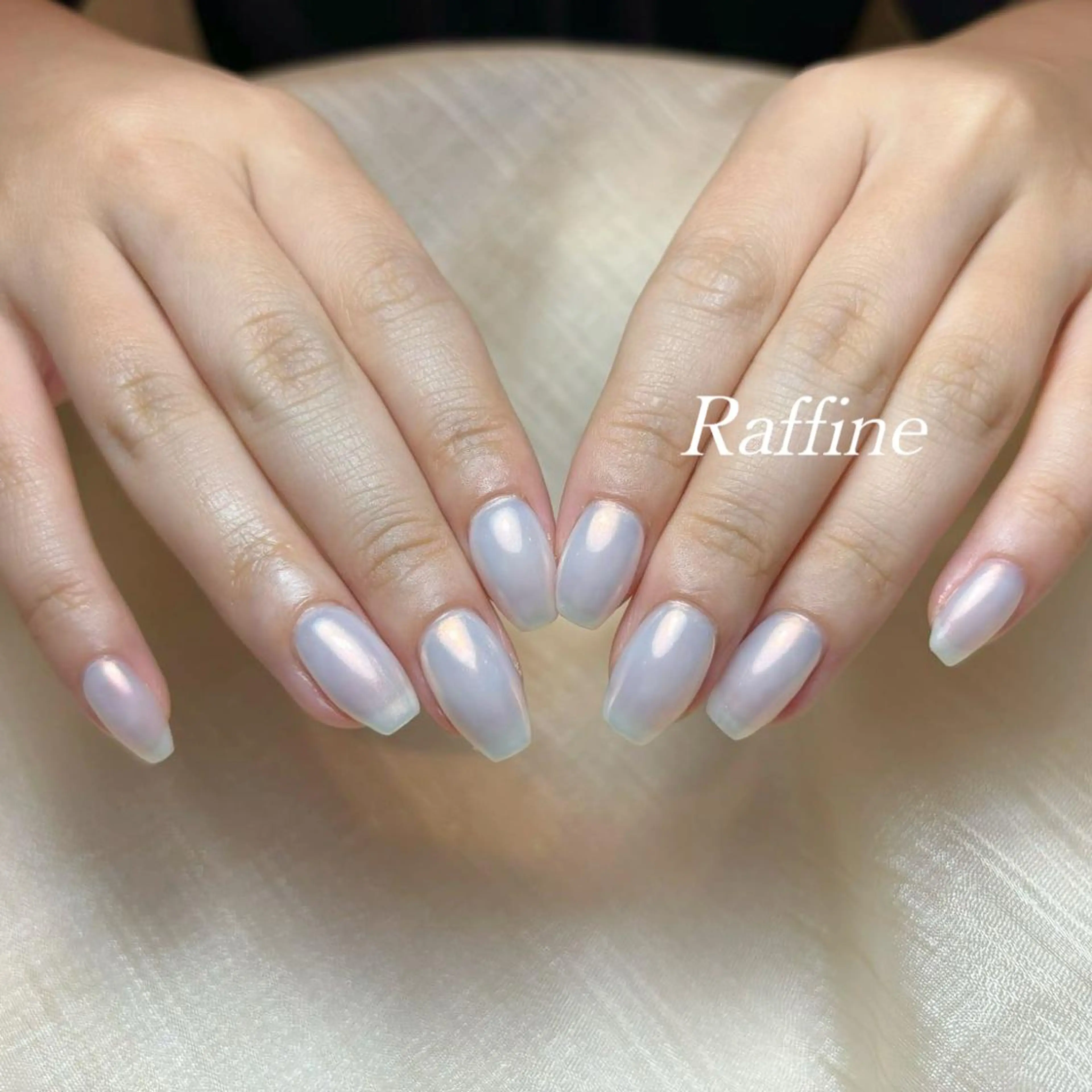 ネイル RAFFINE 月🦋🩵のネイルデザイン