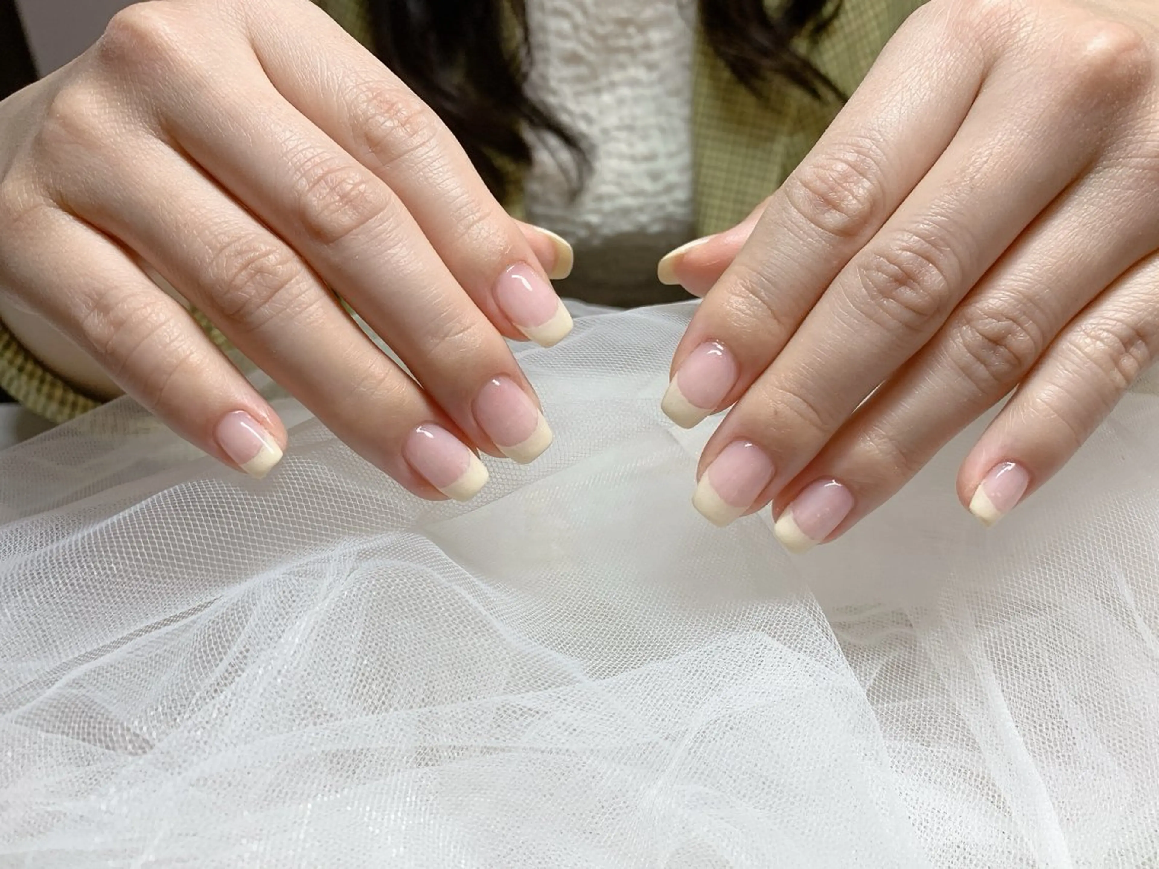 【✨オフあり(別途)✨】【フレンチネイル(クリアベース)】➕ドライケア➕オイル➕ハンドクリームの写真