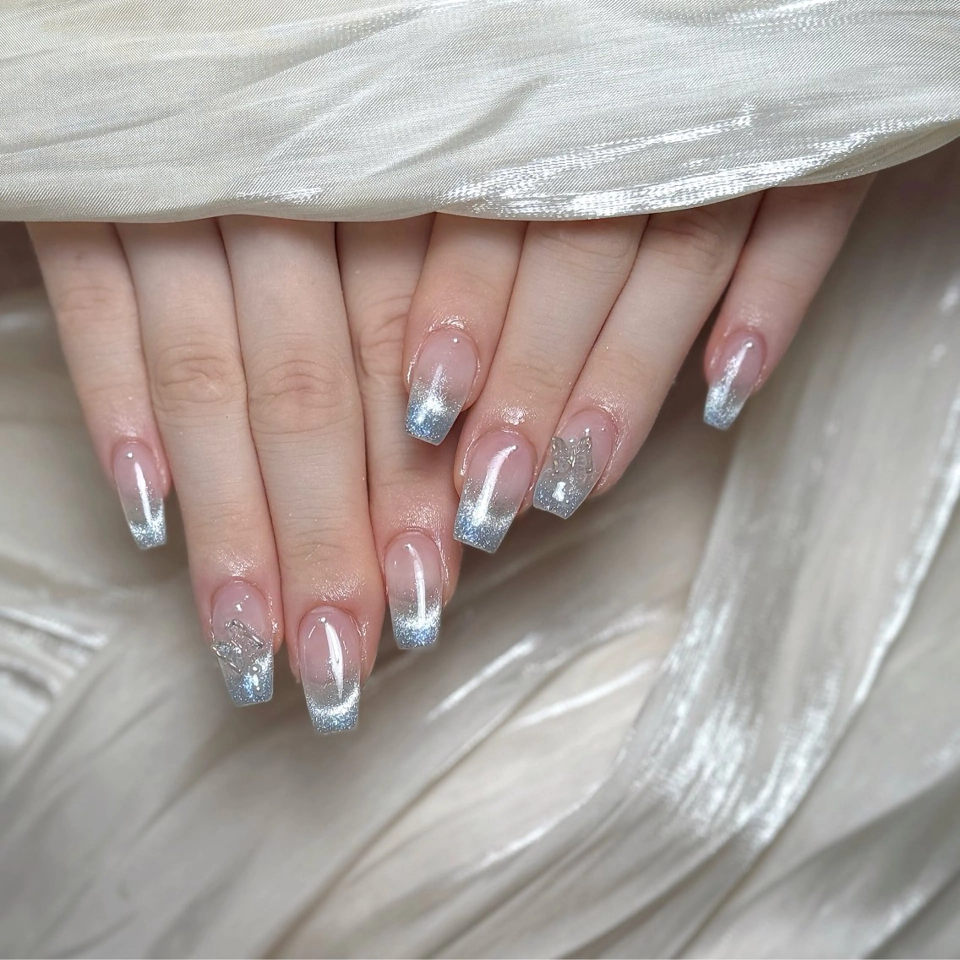 ネイル マギー ネイル🦋のネイルデザイン