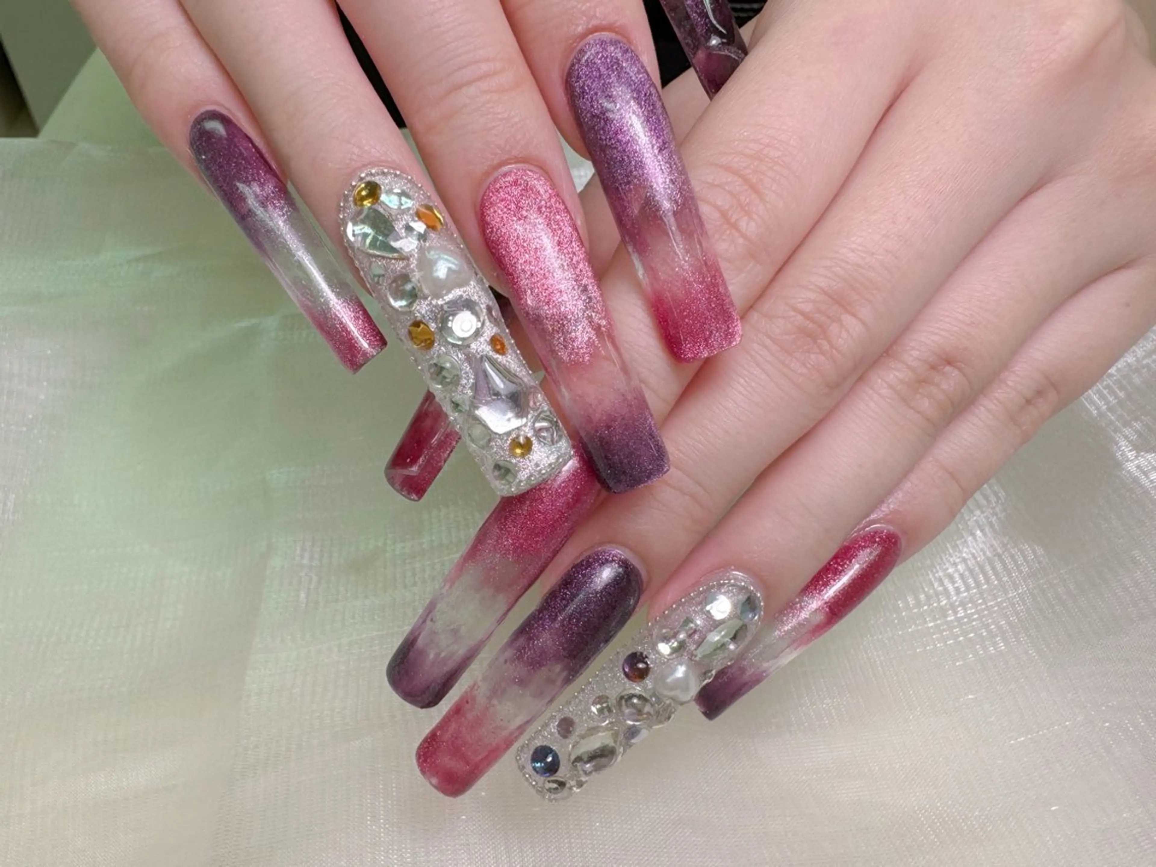 ネイル ロングネイル スーパーロングネイル lucky nail 歌舞伎町のネイルデザイン