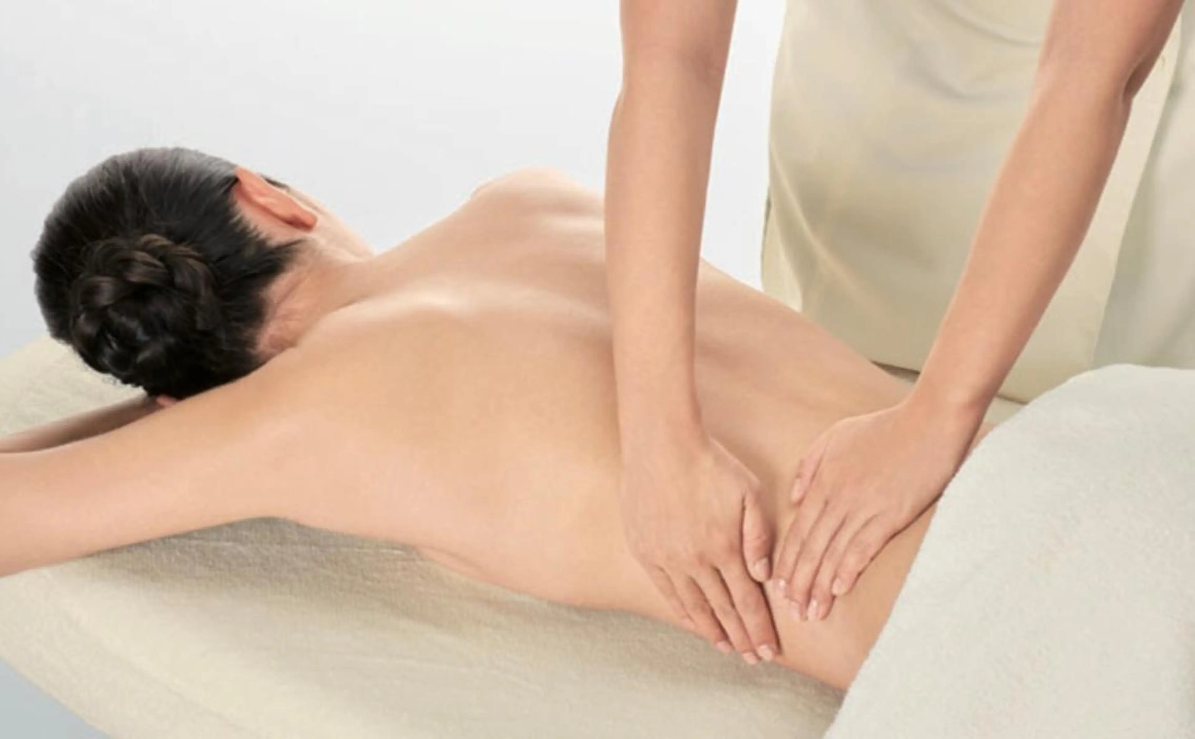 POLA 札幌中央店所属・くぼ あやかのエステ・リラクイメージ