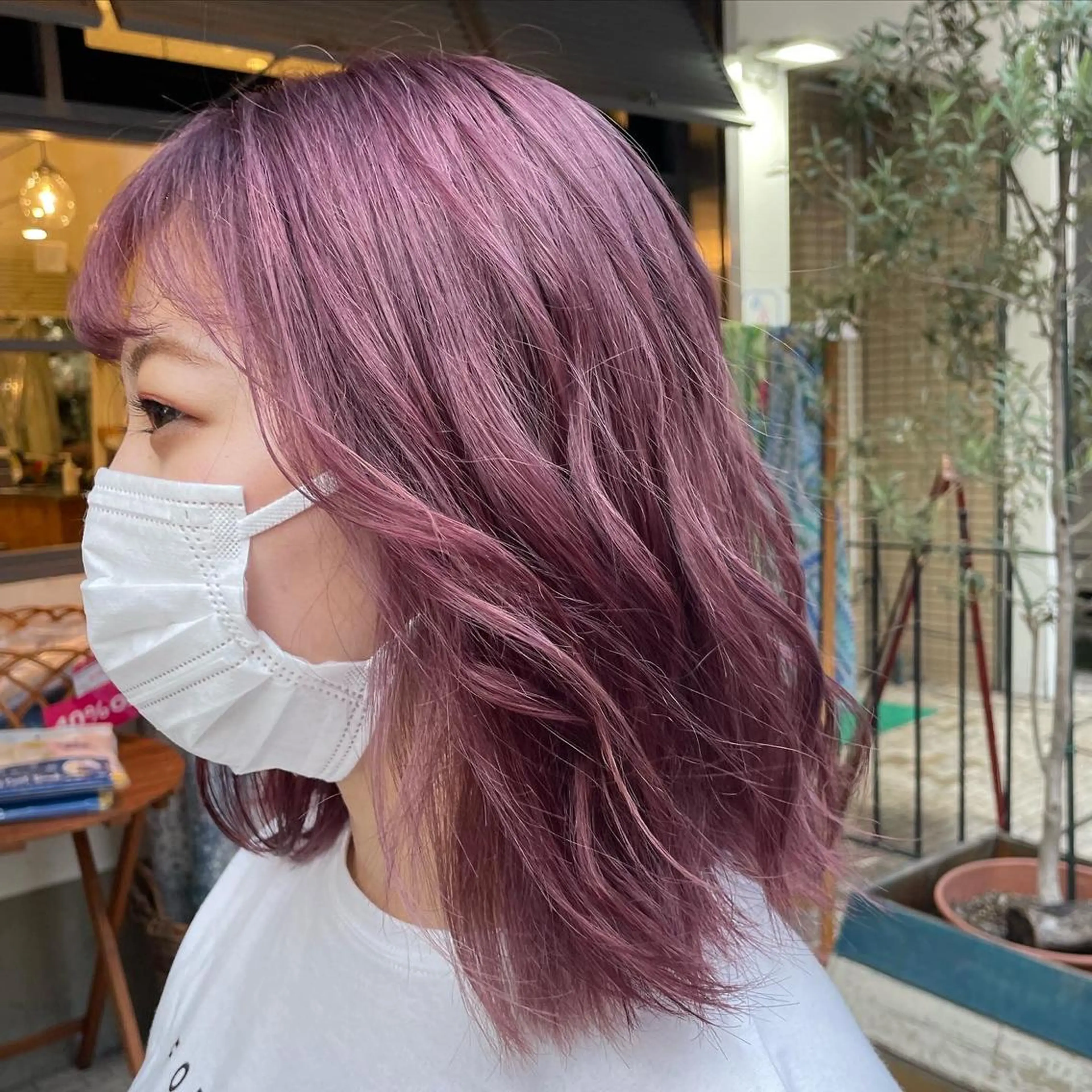 ミディアム カラー 巖本 真希のヘアスタイル