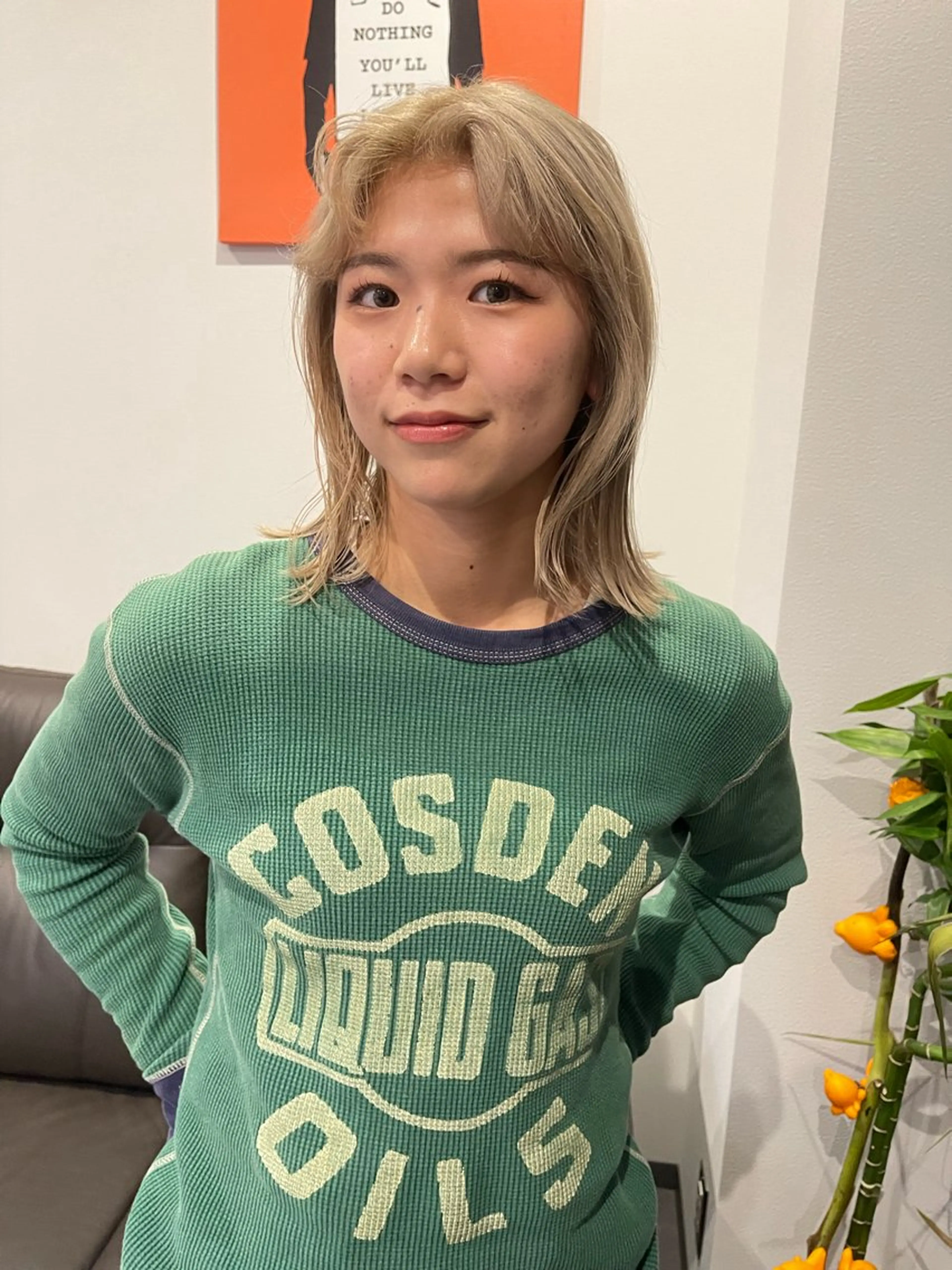 ミディアム 切りっぱなしボブ ボブ レイヤーカット カット アトム/ウルフ パーマ/レイヤーのヘアスタイル