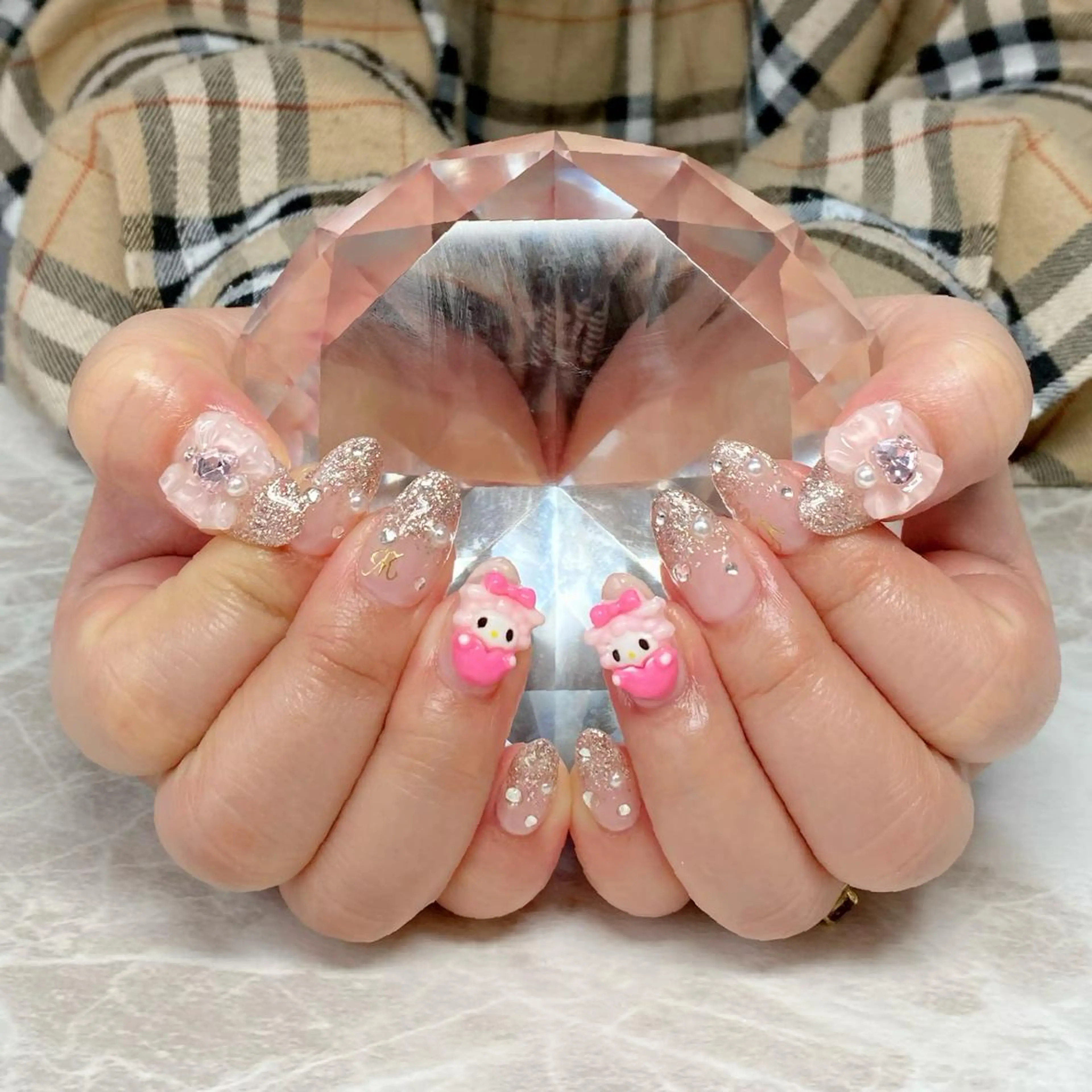 ネイル 持ち込み ハンドネイル ゆぴねいる所属・ゆぴねいる yupinailのネイルデザイン