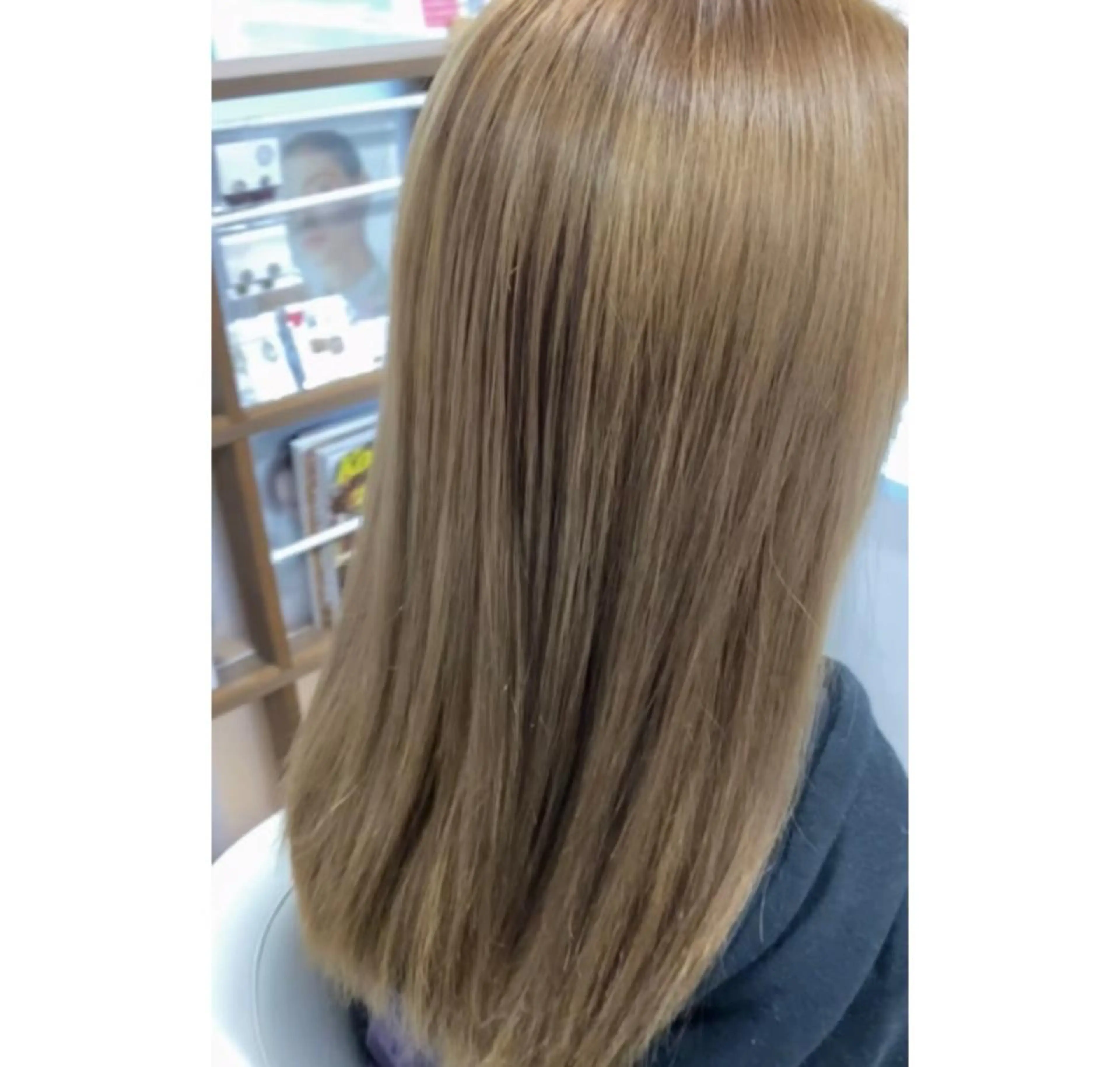 セミロング ヘアカラー Tendre Rêveのマツエク・マツパデザイン