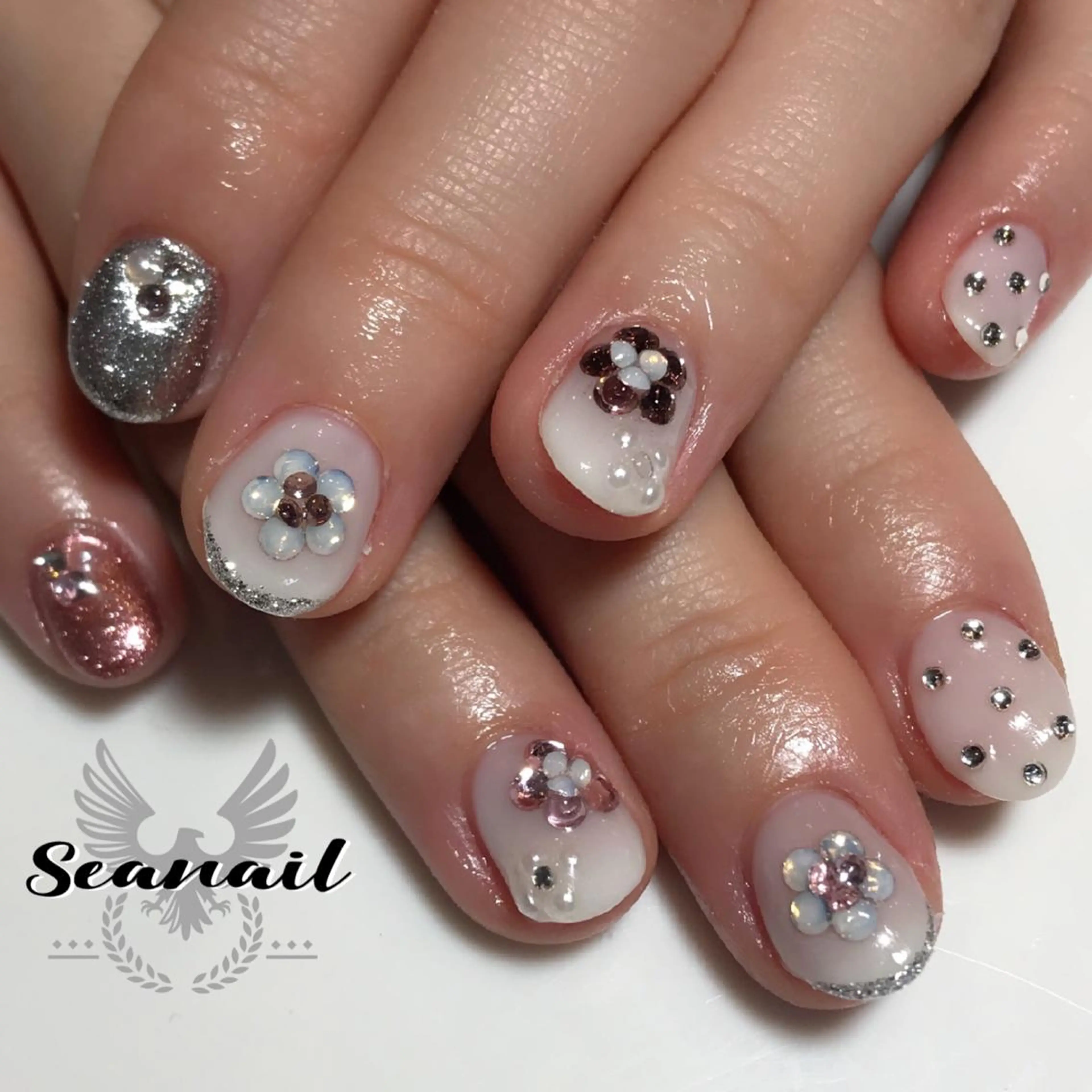 ネイル 小尾 栞のネイルデザイン