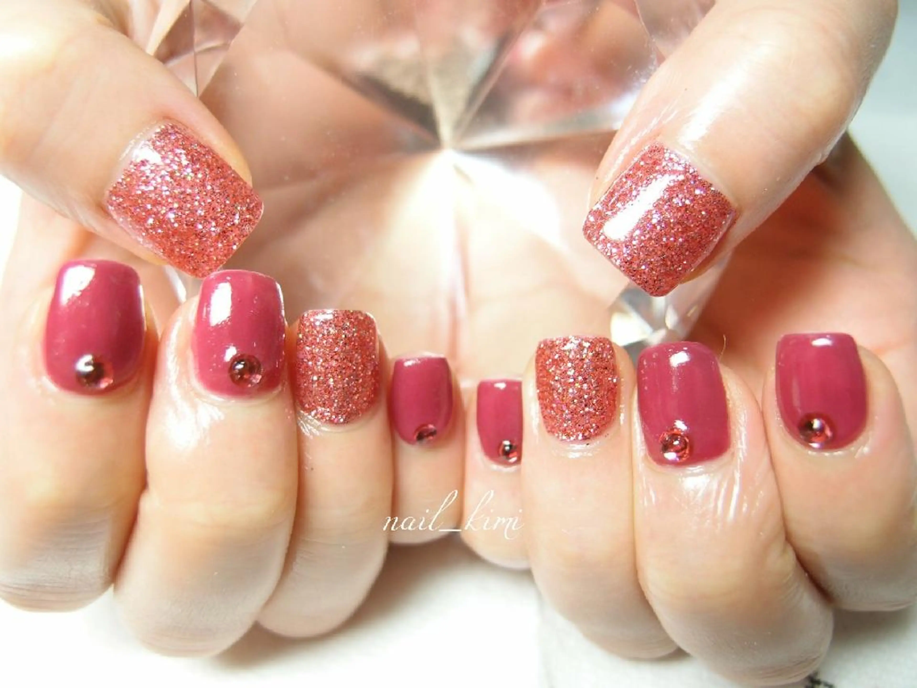 ネイル ワンカラーネイル ストーンネイル ConneQt所属・ETHOSENSE. kimikaのネイルデザイン