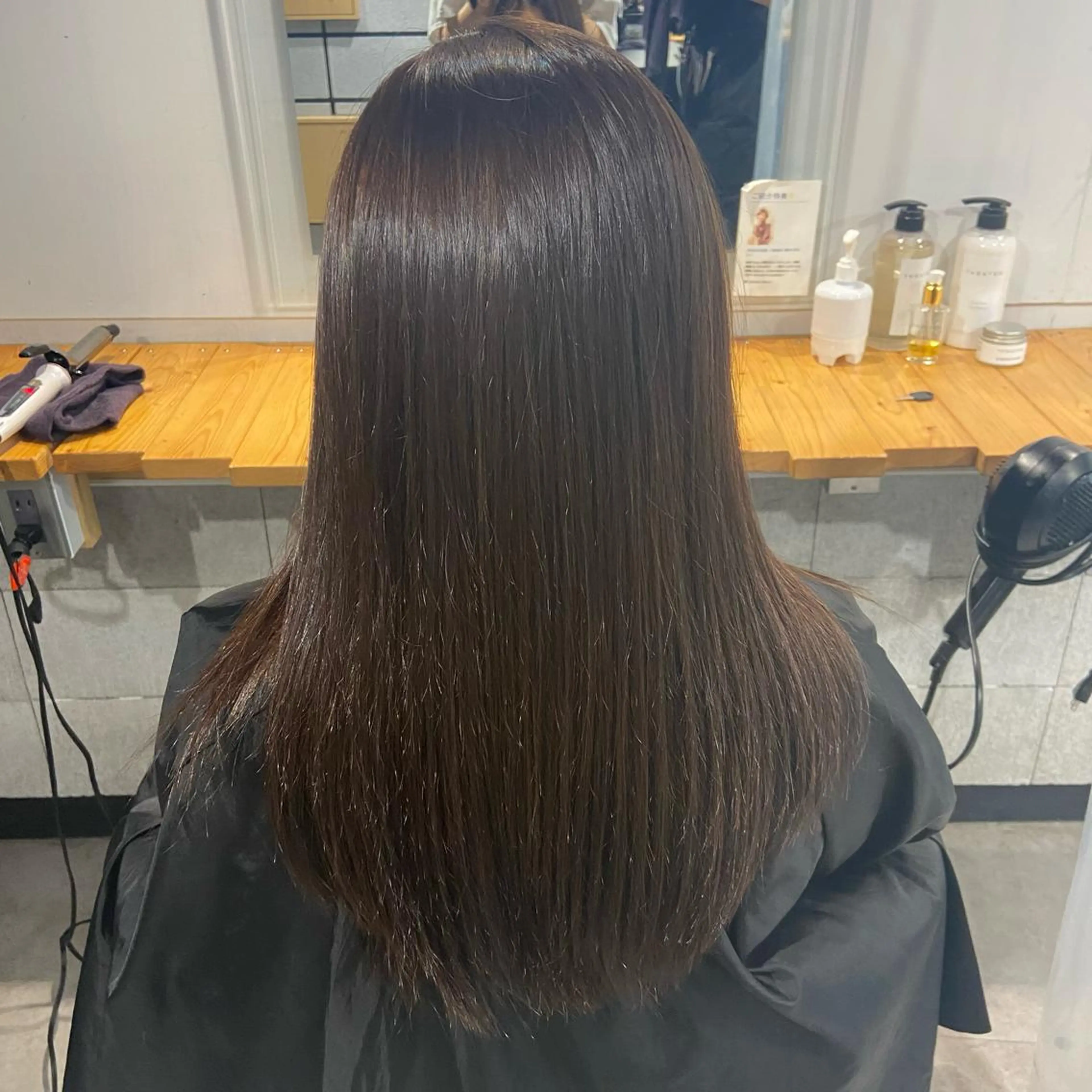 ロング カラー アッシュ ベージュカラー 黒髪 ブリーチ ブラウンカラー MEI🎀垢抜けカラ ー🎀韓国styleのヘアスタイル