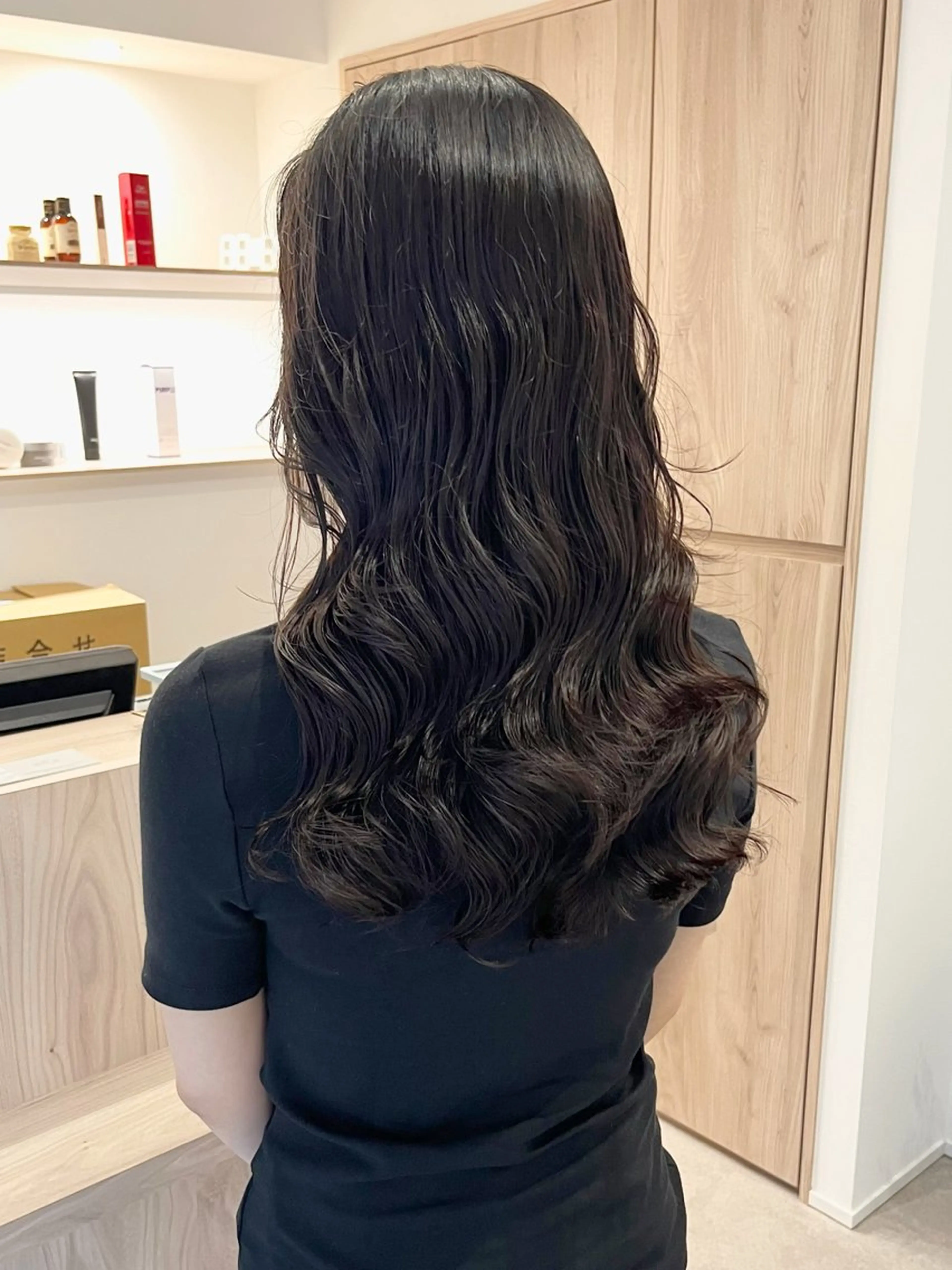 カット＋コテ巻き風パーマ＋トリートメントの写真