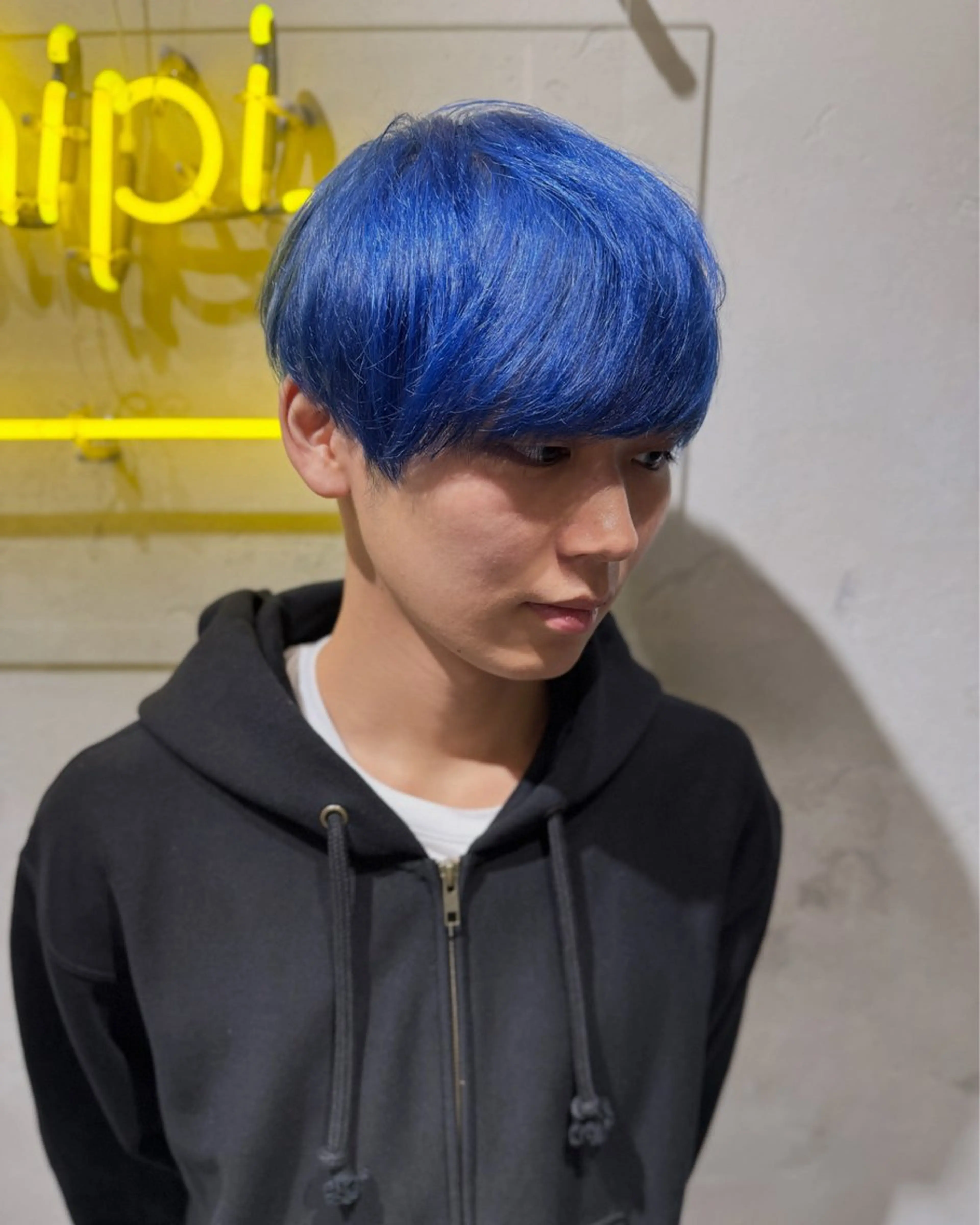カラー メンズ カット ヘアカラー kanta 梅田 韓国ハイトーンのヘアスタイル