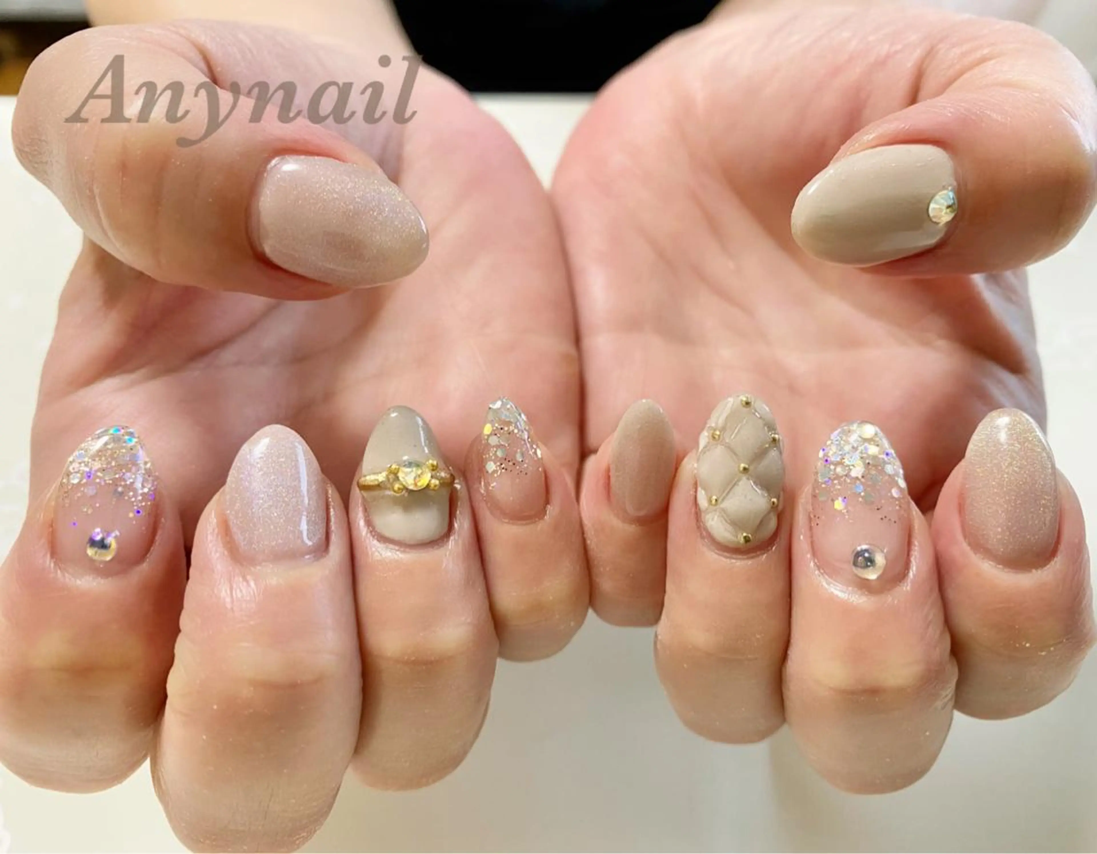 ネイル ブルー グラデーション キラキラネイル ラメ(グリッター) ラメグラデーション ハンドネイル 岩澤 恵子のネイルデザイン