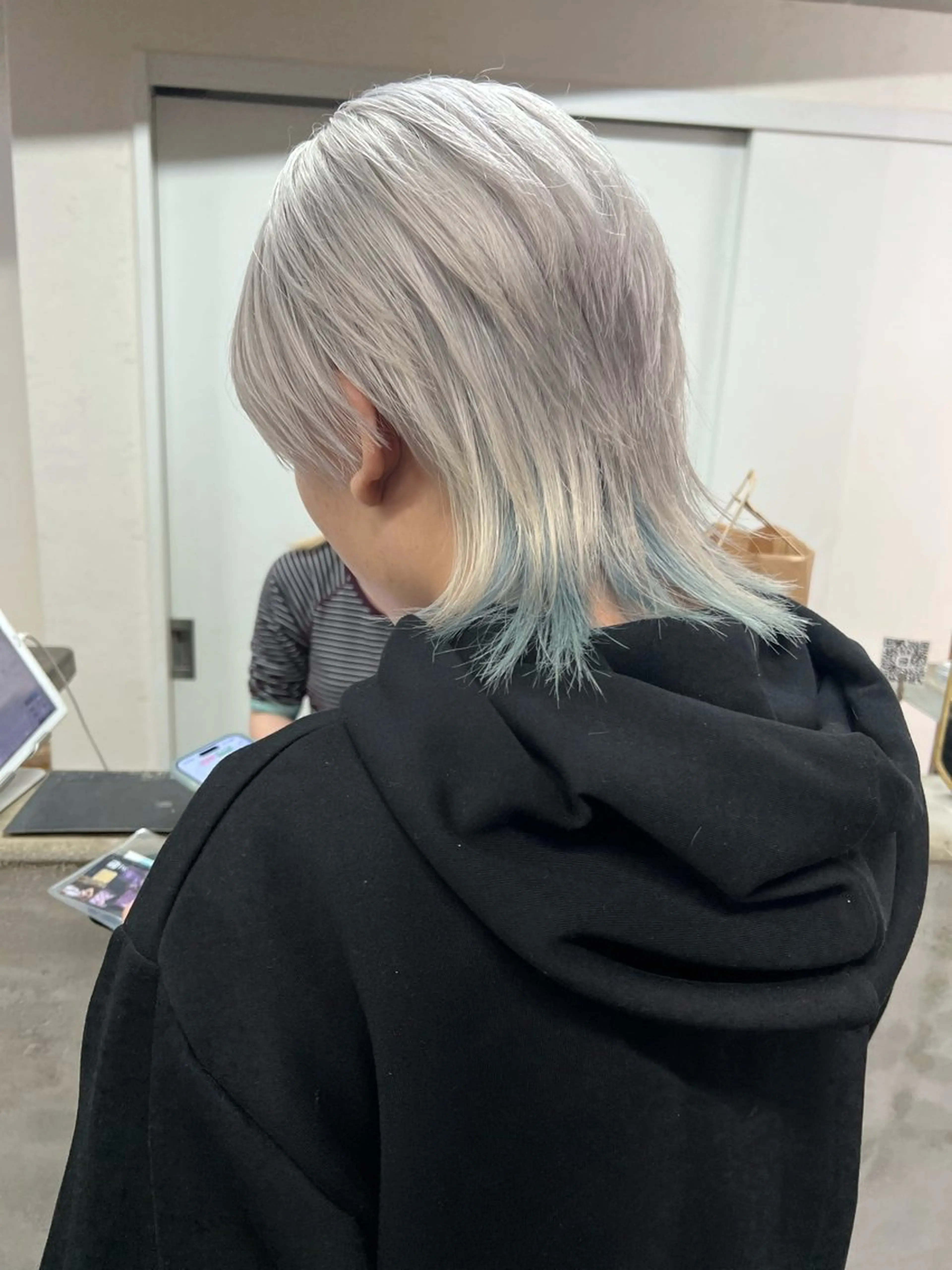 ショート カット ヘアカラー 東のりか/ハイトーン ブリーチカラー/ボブのヘアスタイル