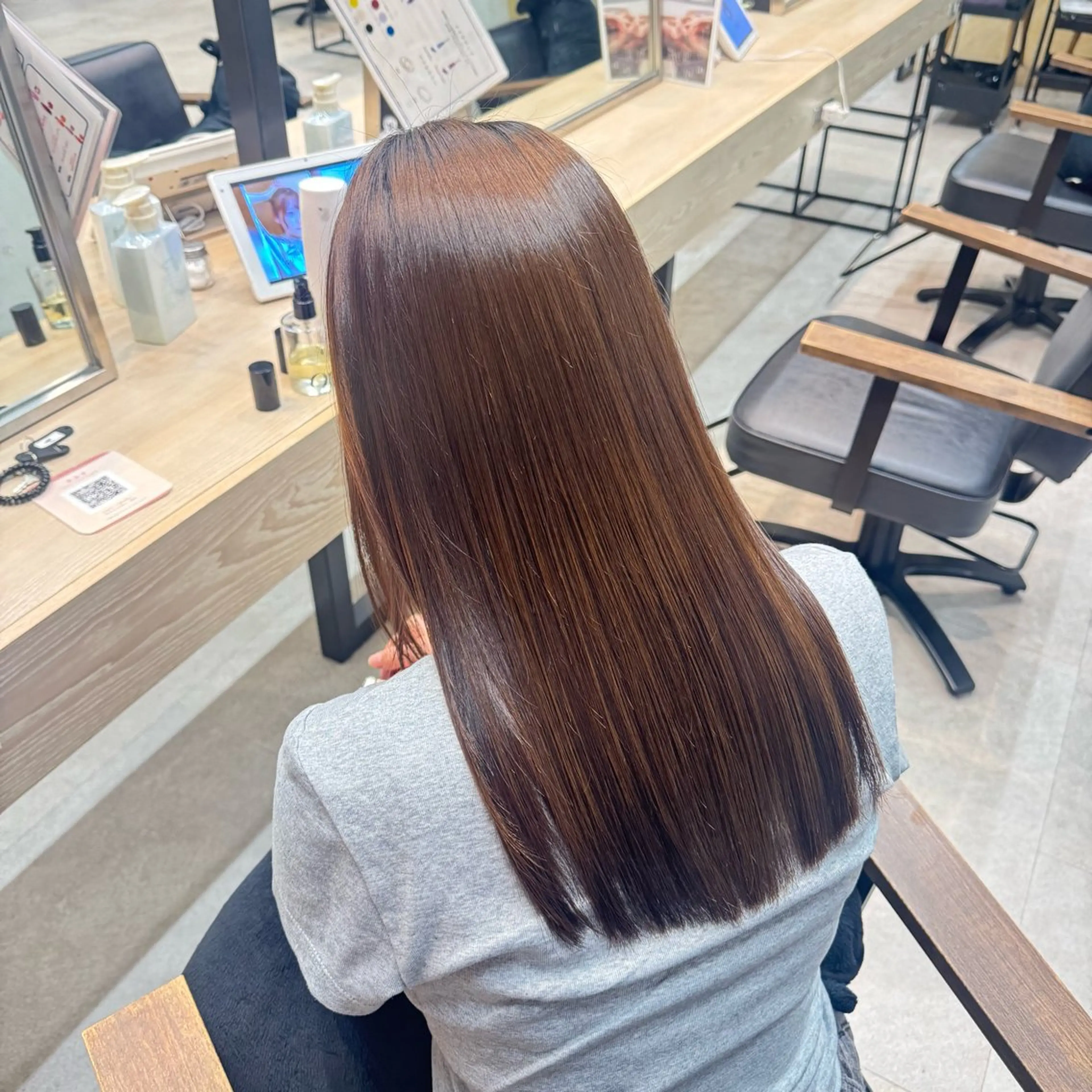 ロング ヘアカラー トリートメント ハイトーン/艶カラー /ケアブリーチ/香音のヘアスタイル