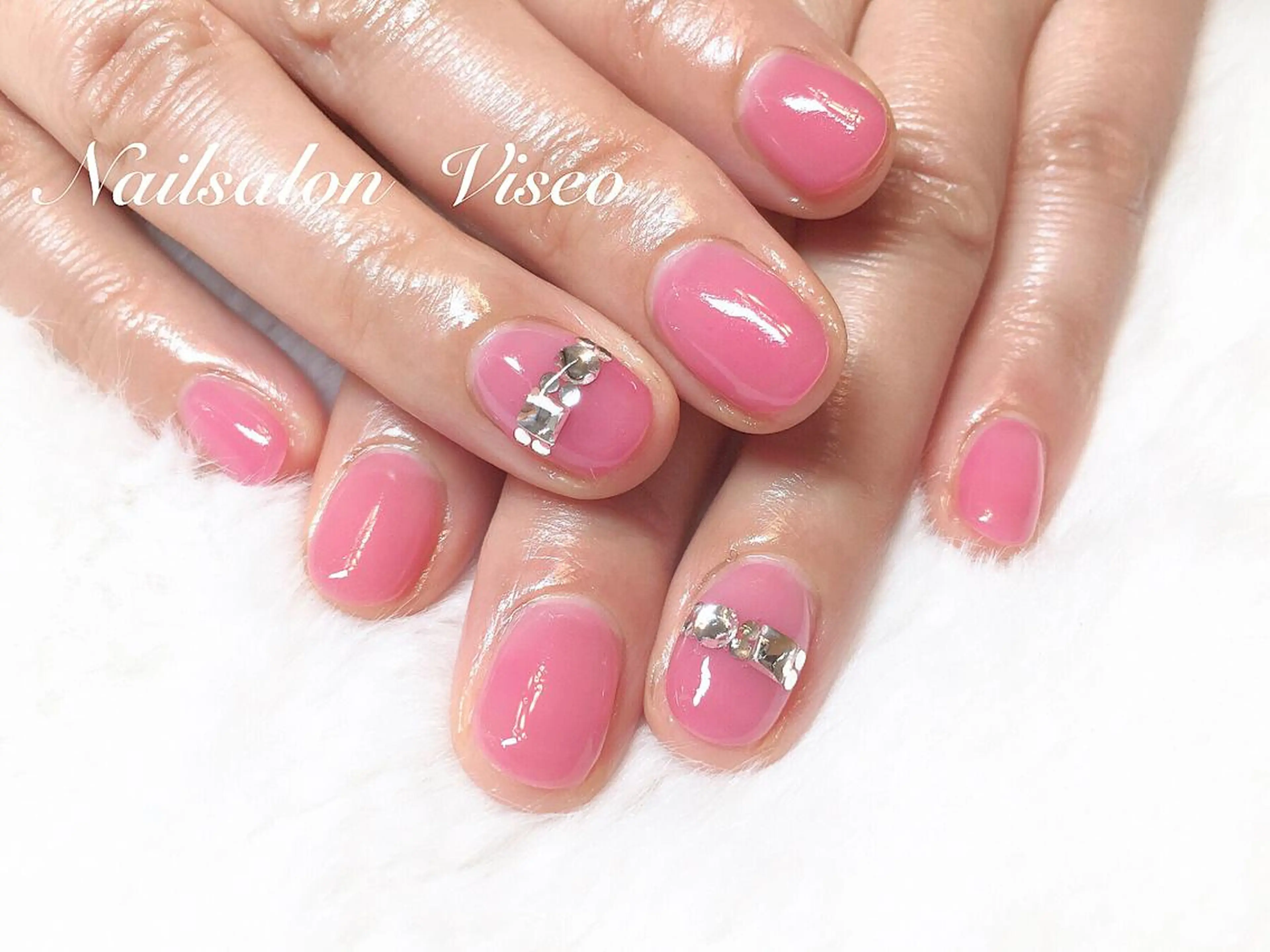 ネイル Viseo《6週間 長持ちパラジェル》のネイルデザイン