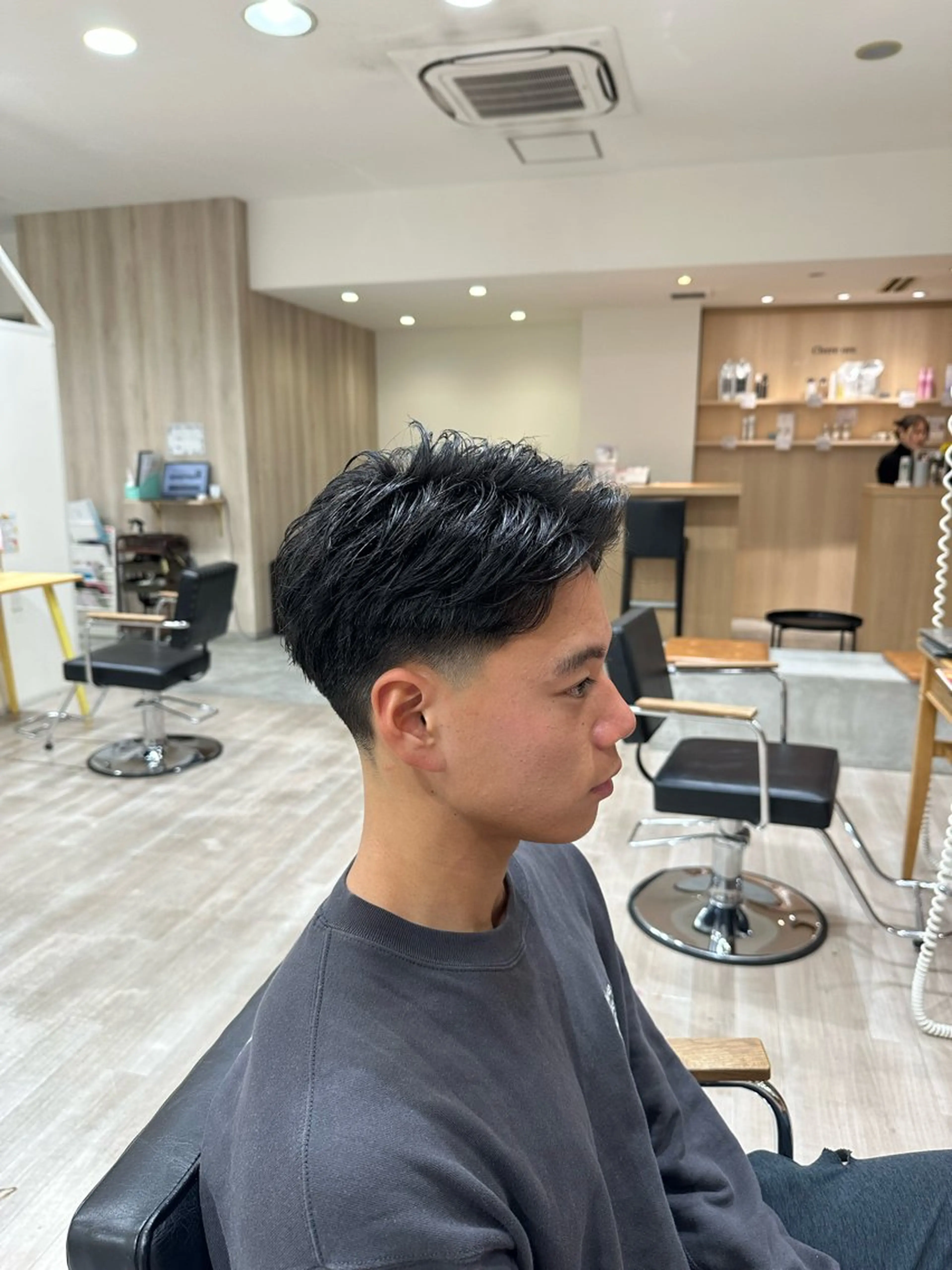 メンズ フェードカット Chere ore 新金岡所属・ツイスパ/フェード /辻諒哉のヘアスタイル