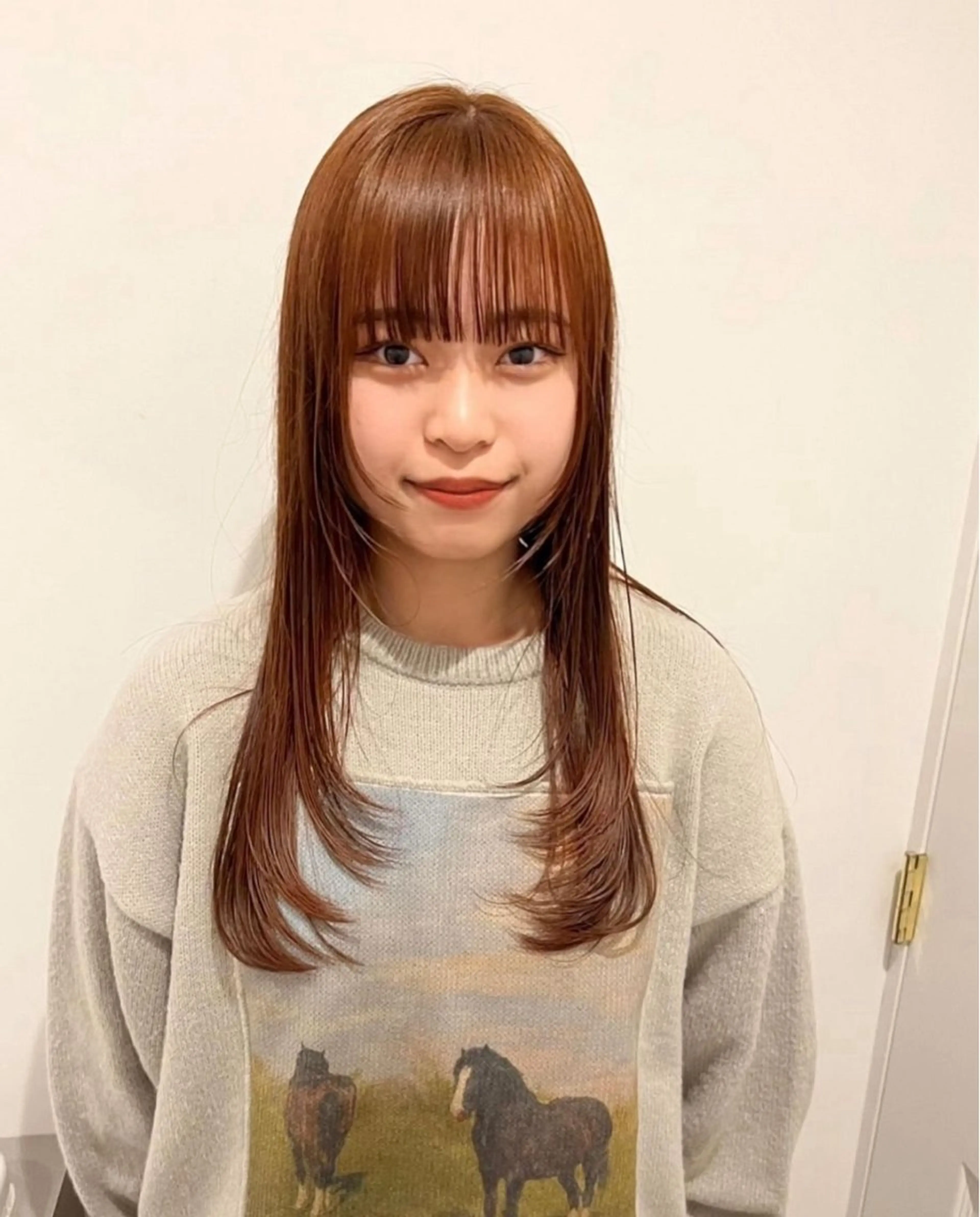 カラー yuka/ロング/ レイヤーカットモデルのヘアスタイル