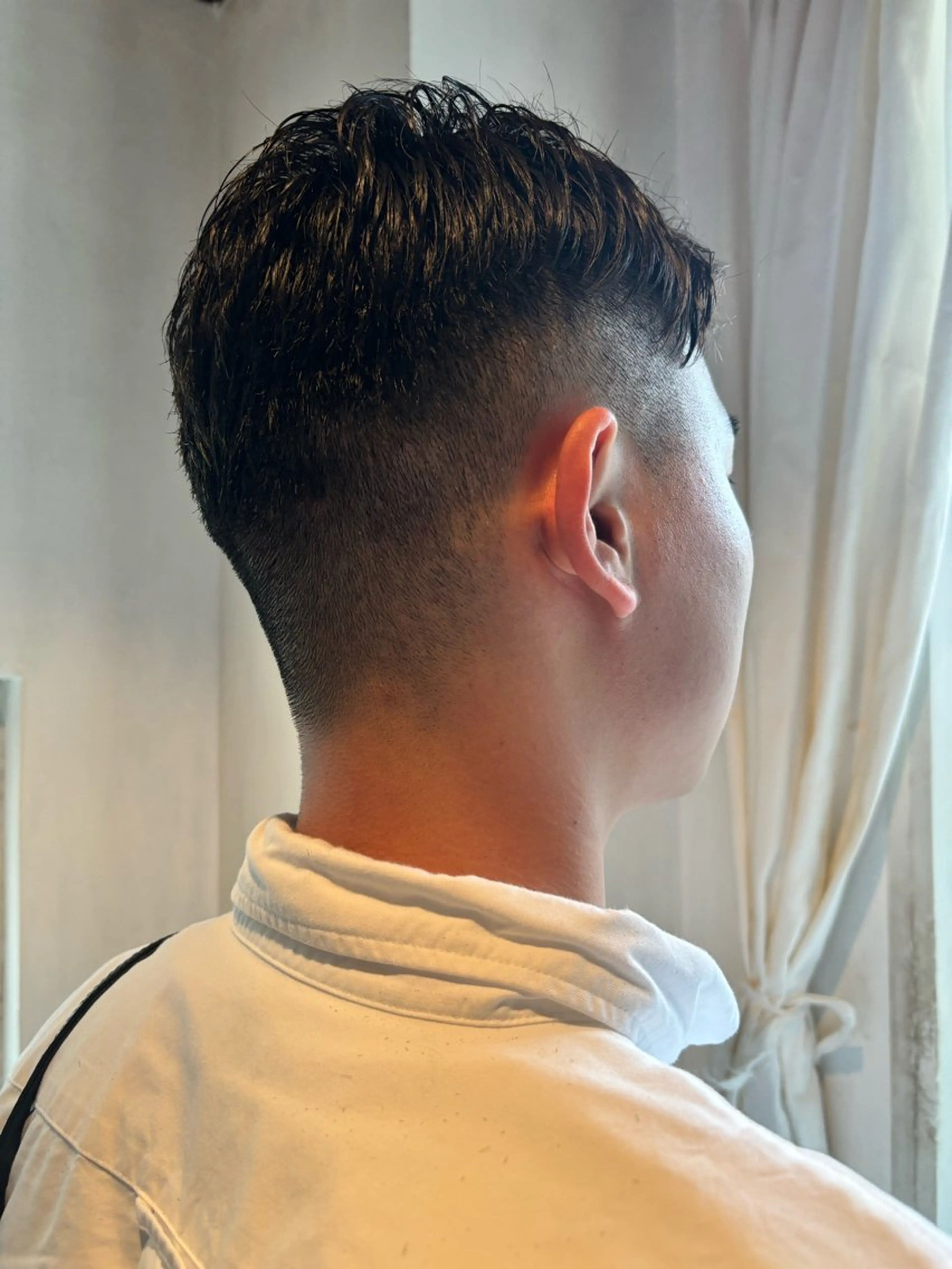 ショート パーマ メンズ センターパート ツーブロック 刈り上げ 中目黒メンズ刈り上げ Harunaのヘアスタイル