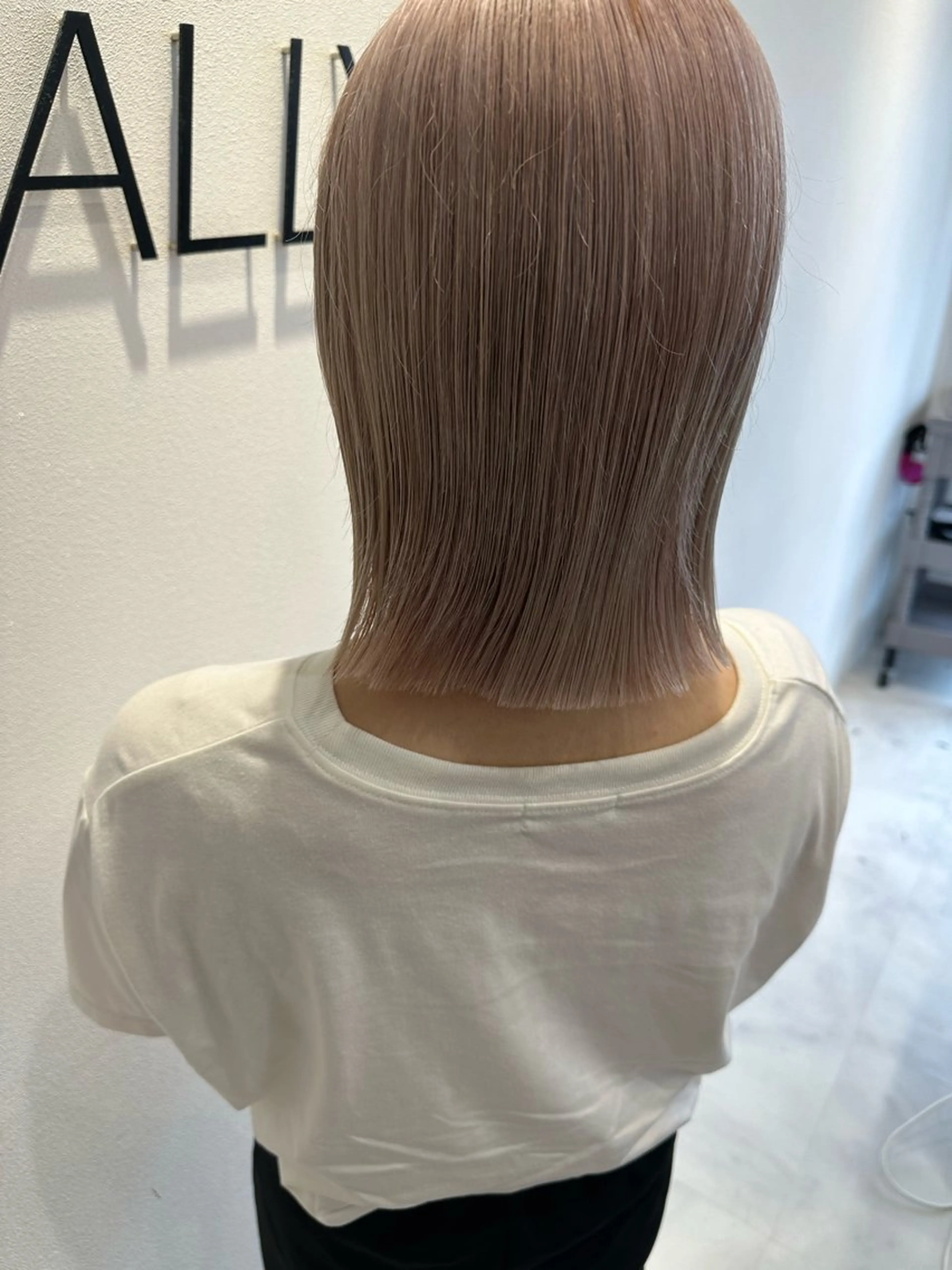 ロング カラー カット ヘアカラー トリートメント 💘韓国カラー💘 クルミのヘアスタイル