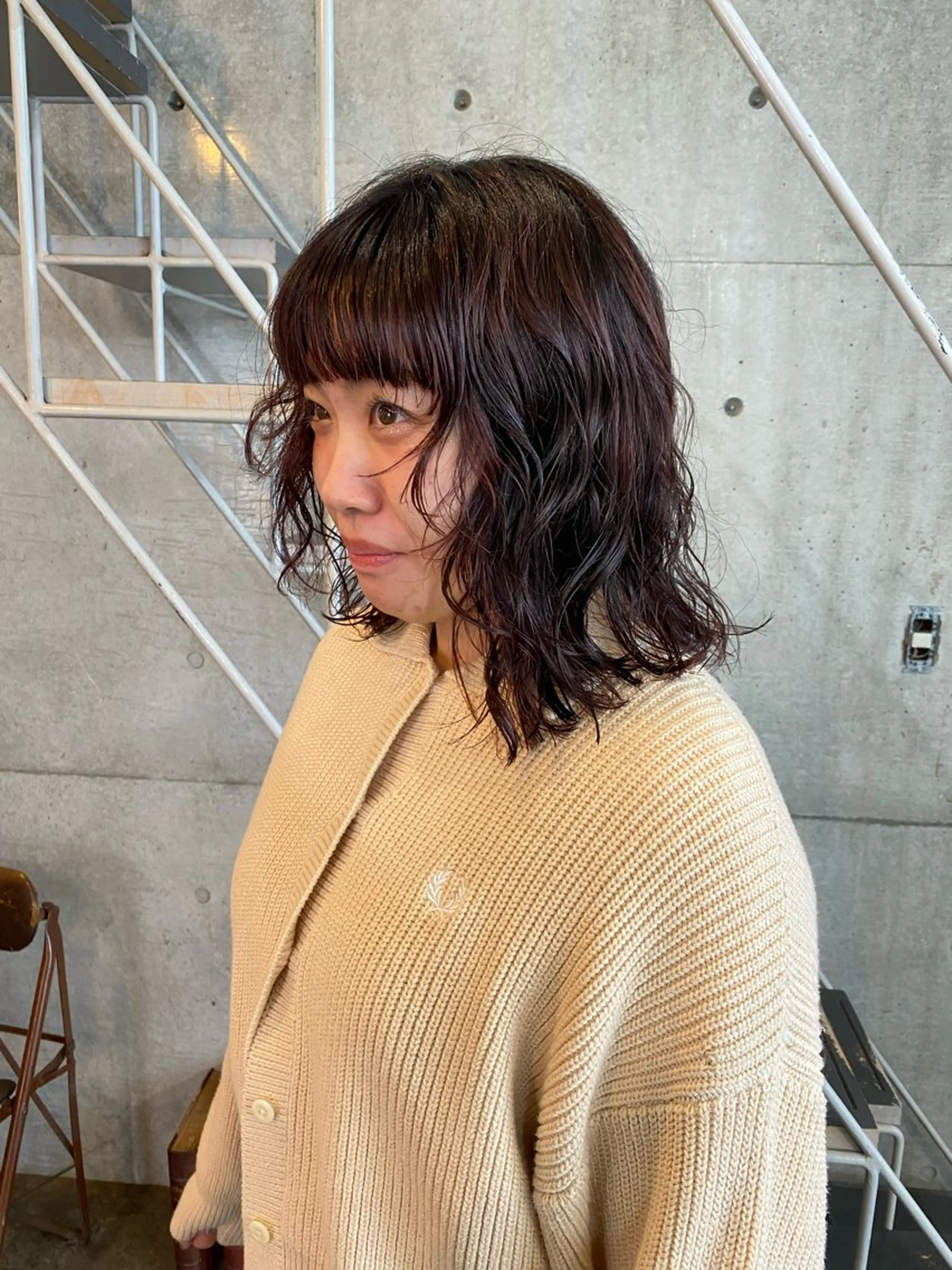 ミディアム ミディアムパーマ 似合わせカット カット ヘアカラー モリモト サナのヘアスタイル