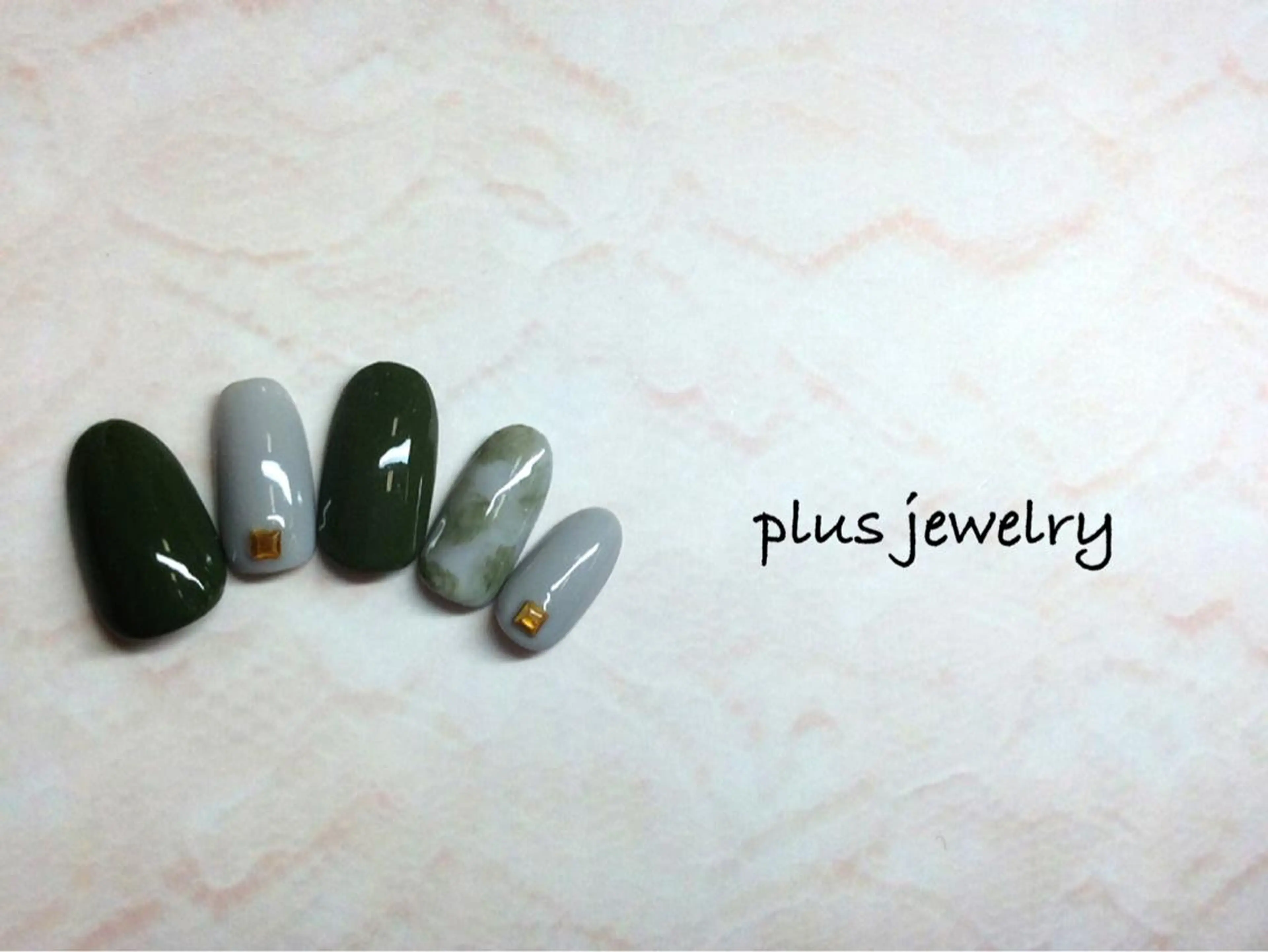 ネイル plus jewelry所属・Tanaka Mamiのマツエク・マツパデザイン