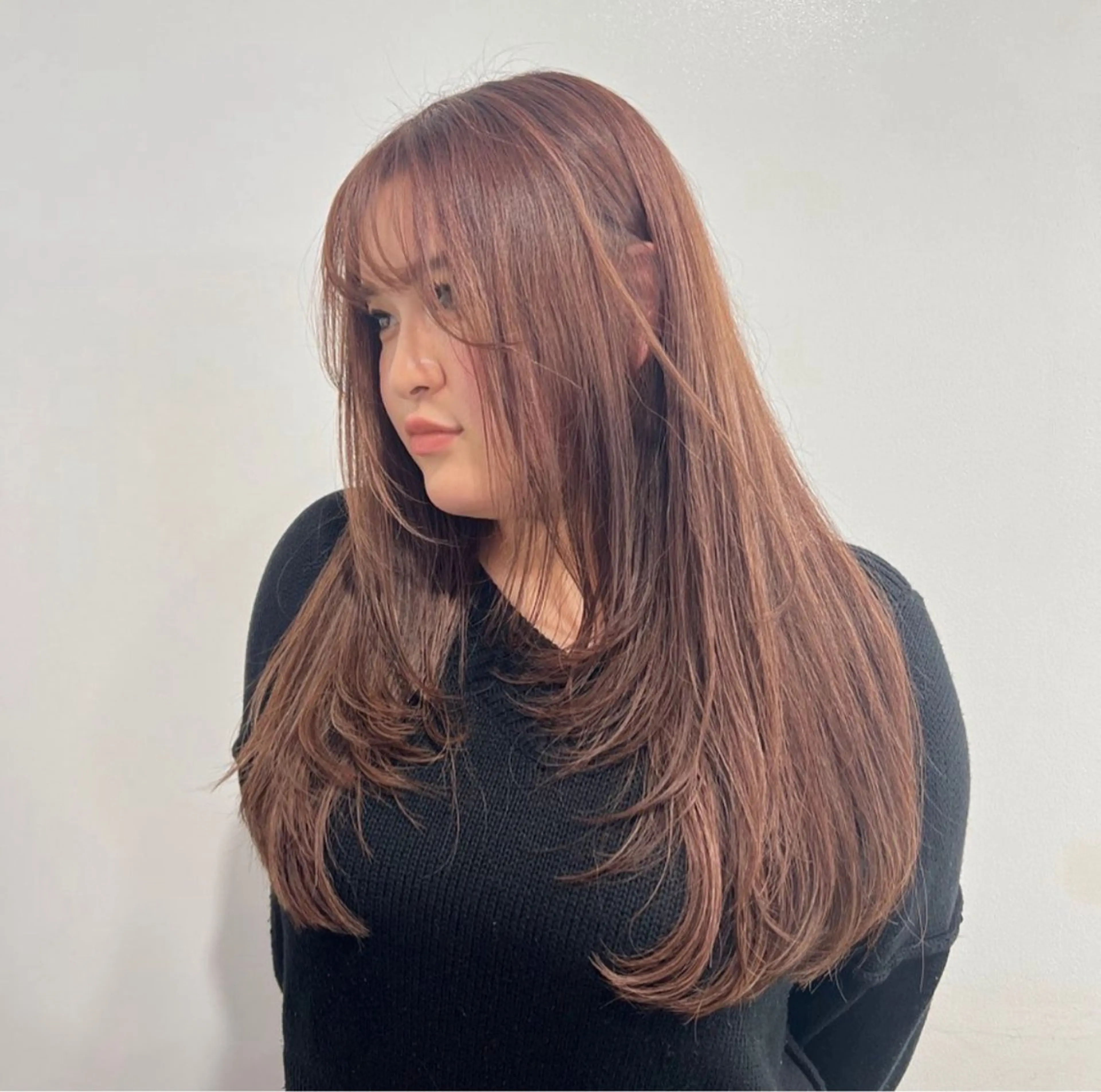 ミディアム カラー ベージュカラー ヘーゼル 韓国風ヘア レイヤーカット ヘアカラー トリートメント 🌼動き×透明感🩵 ハイトーン/ナナのヘアスタイル