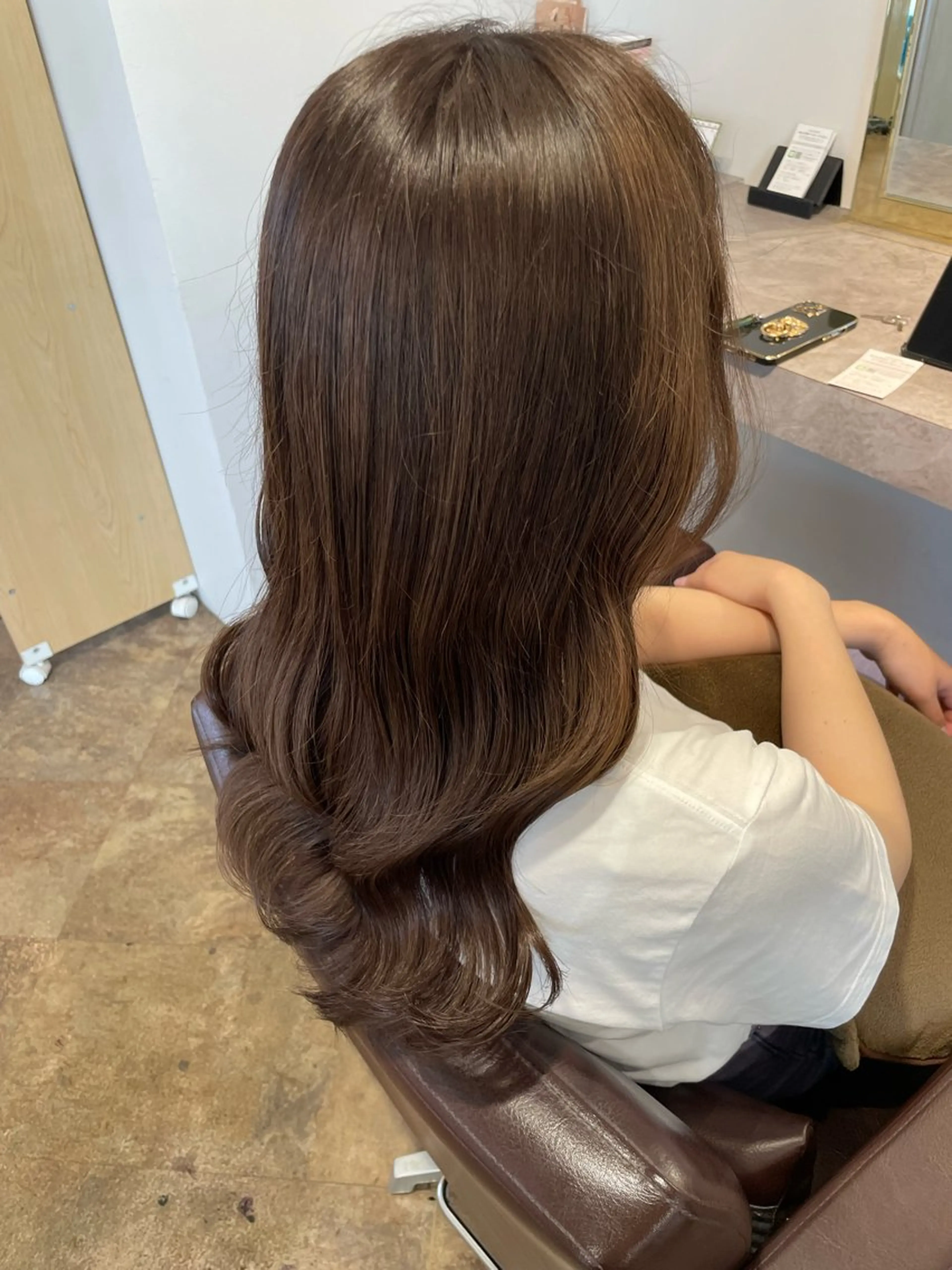 ミディアム カラー ブリーチ ブラウンカラー ピンクカラー 森 愛佳のその他イメージ