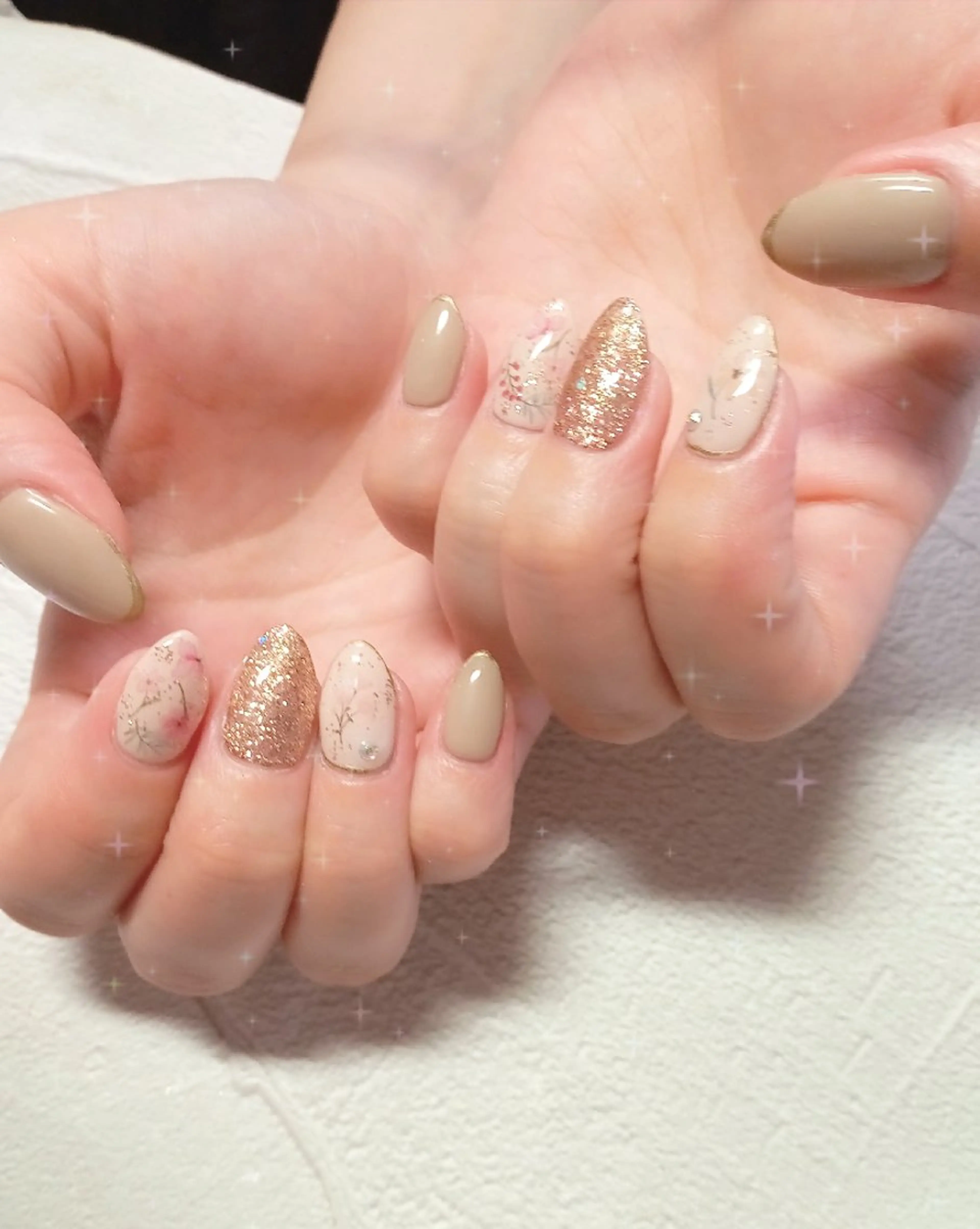 ネイル フラワーネイル ホログラムネイル 氷ネイル・うるうるネイル キラキラネイル ミラーネイル ハンドネイル flure de neige yukiのネイルデザイン