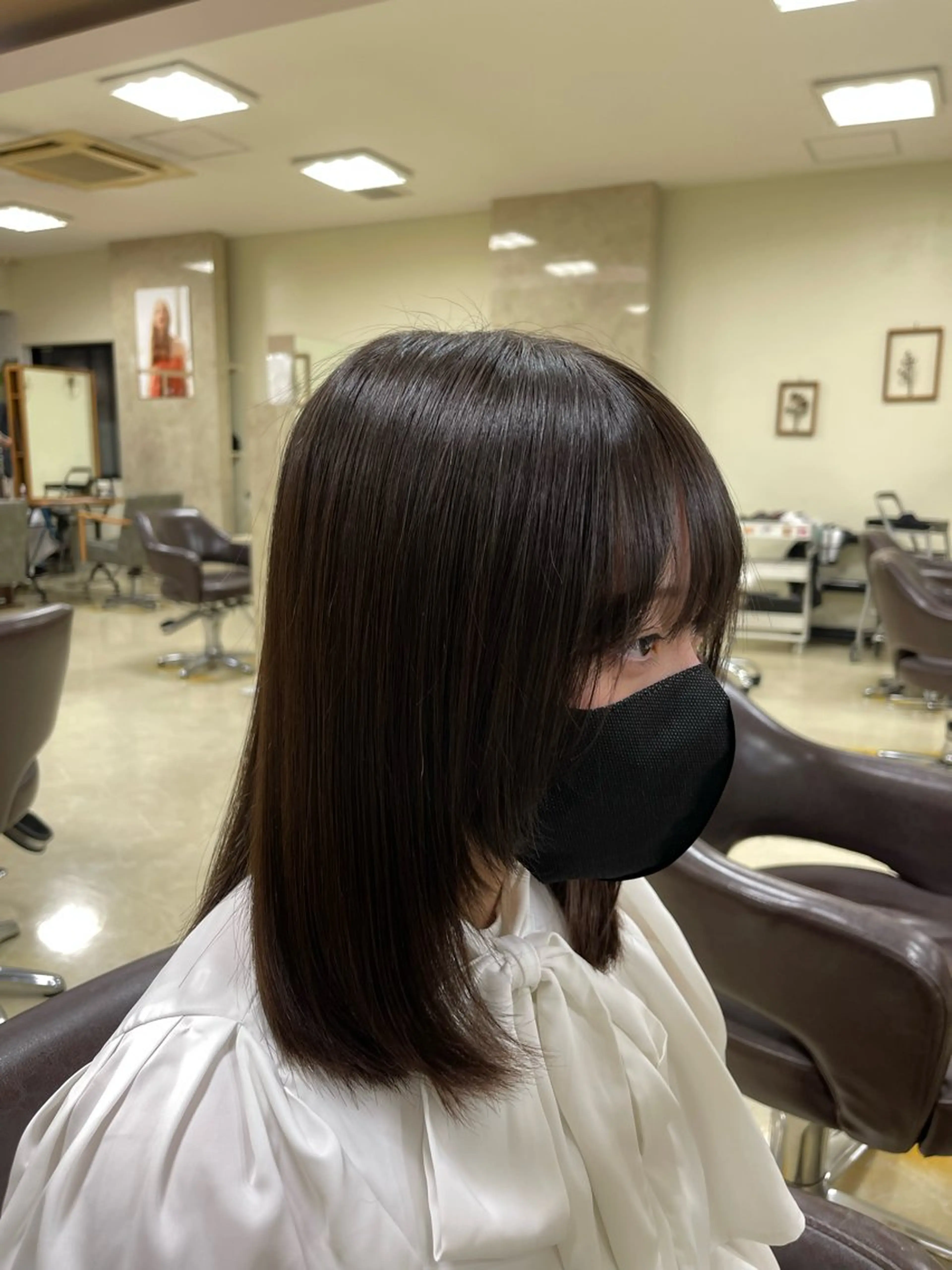 ミディアム 髪質改善 縮毛矯正 CARE SHINSAIBASHI所属・縮毛・酸性ストレート 特化のヘアスタイル