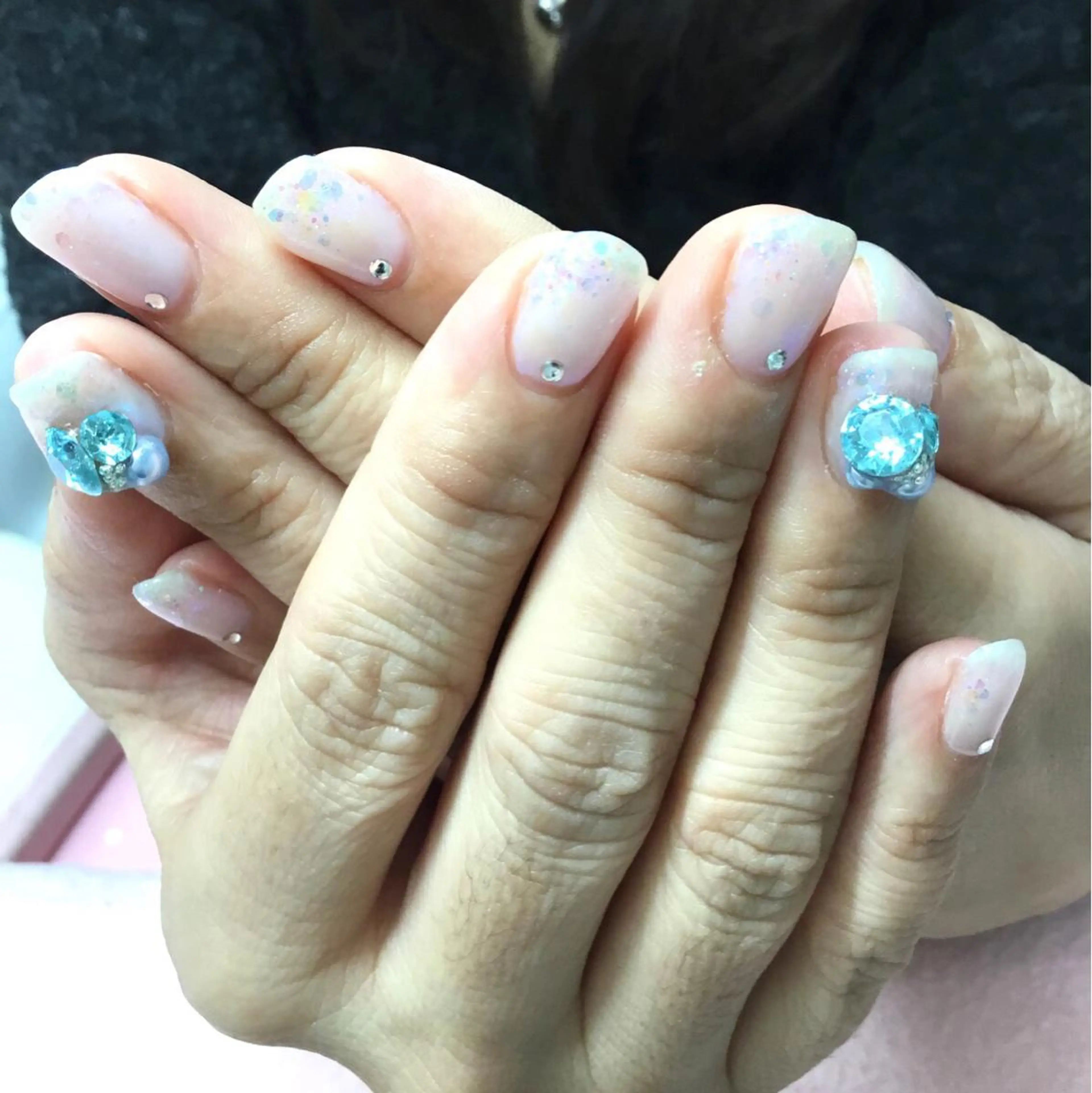 ネイル e.nail所属・和賀井 恵理のネイルデザイン
