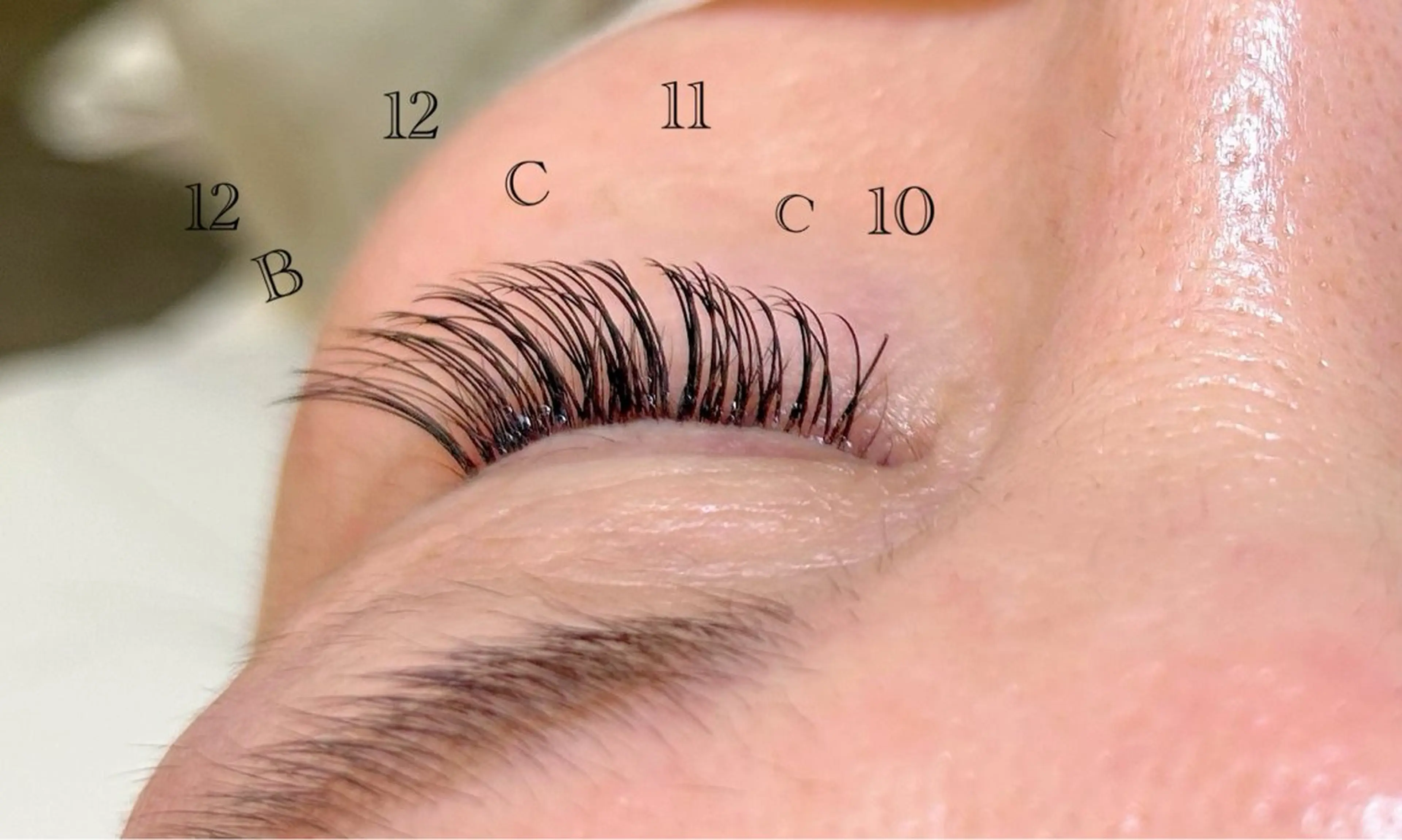 マツエク・マツパ マツエク hairLOOP所属・西院LOOP sayakaのヘアスタイル