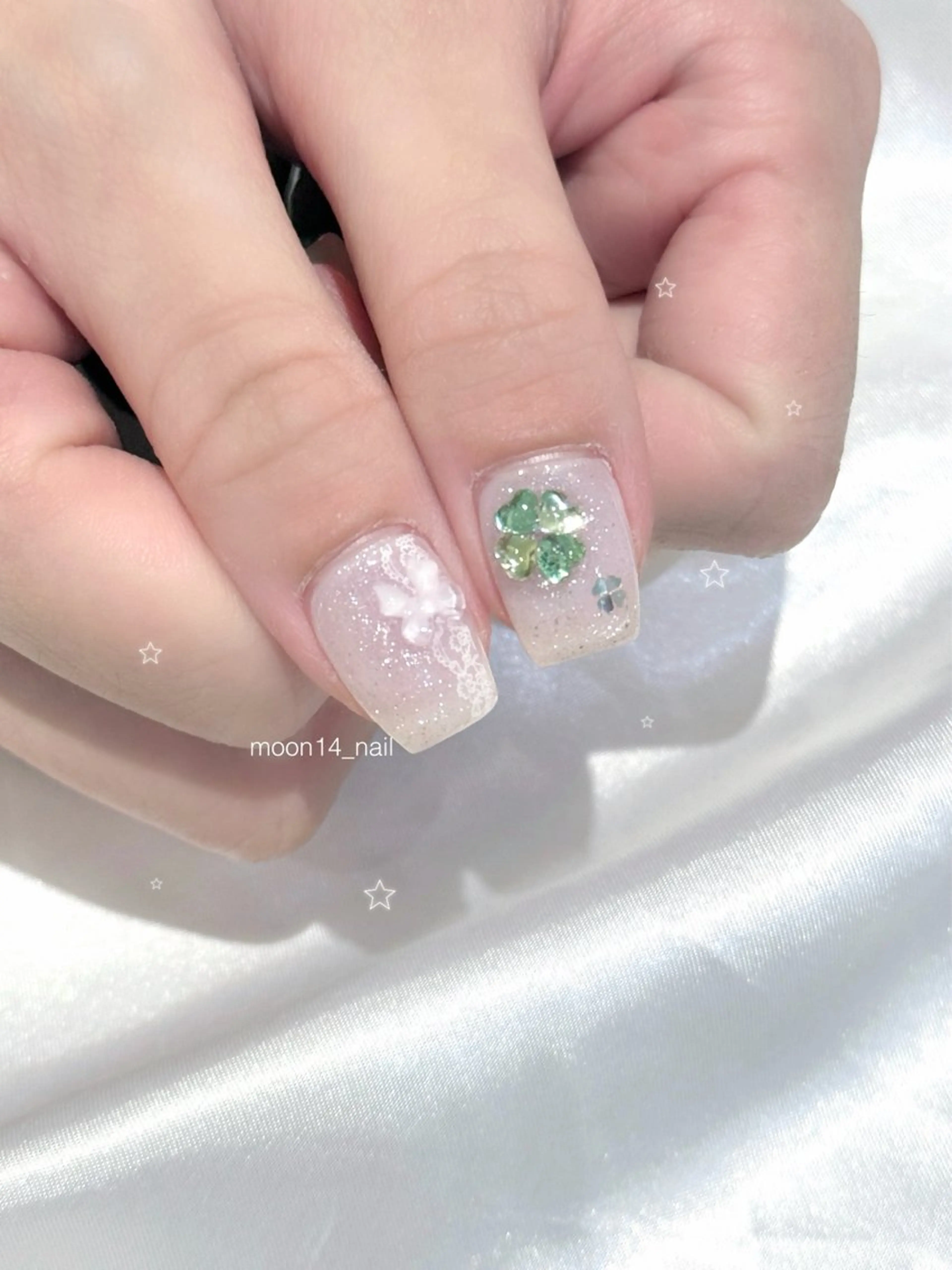 ネイル ジェルネイル レース パラジェル リボン ワンホンネイル ハンドネイル natsuki 💫のネイルデザイン