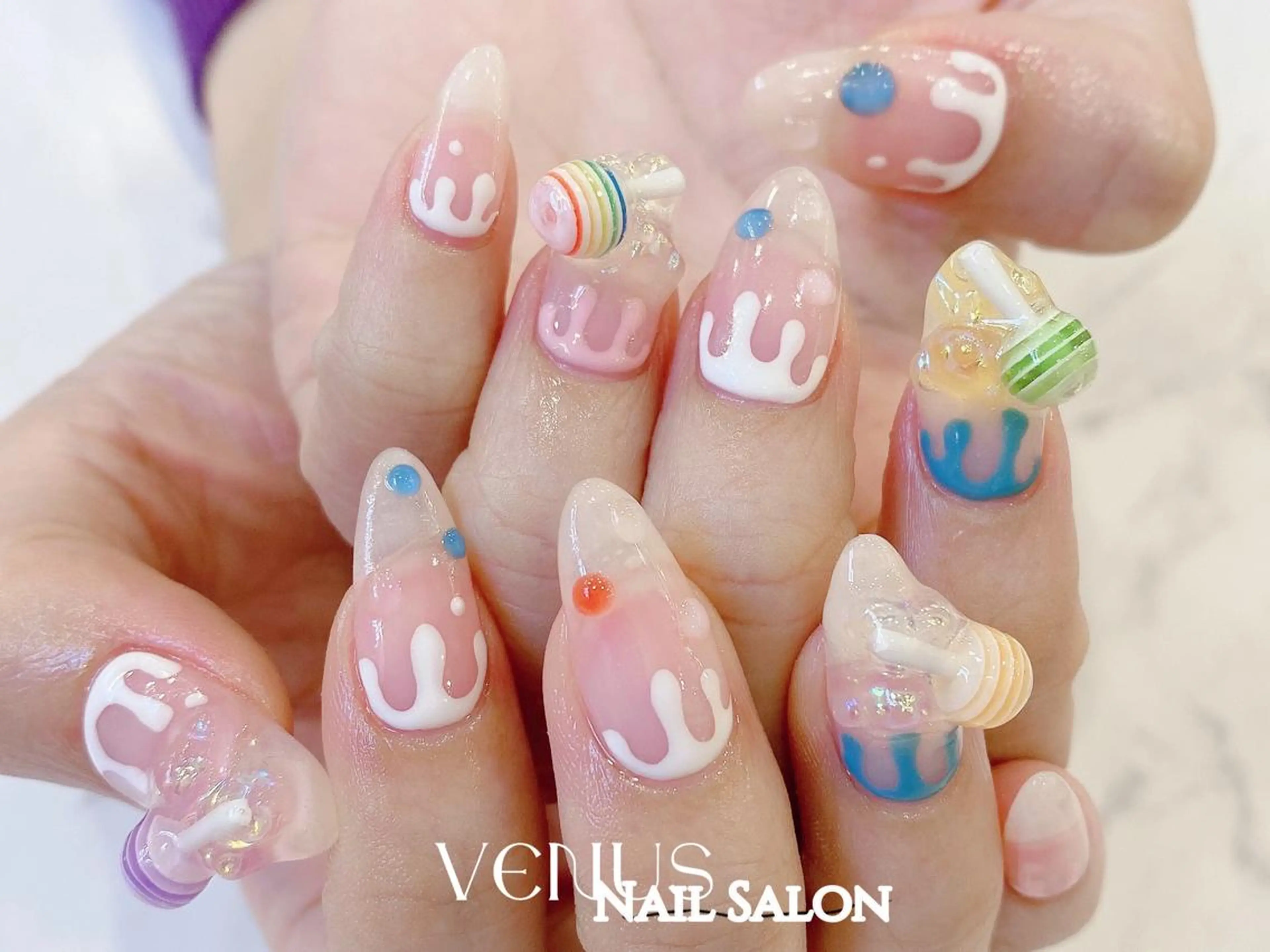 セミロング VENUS Nail ★池袋徒歩2分のネイルデザイン