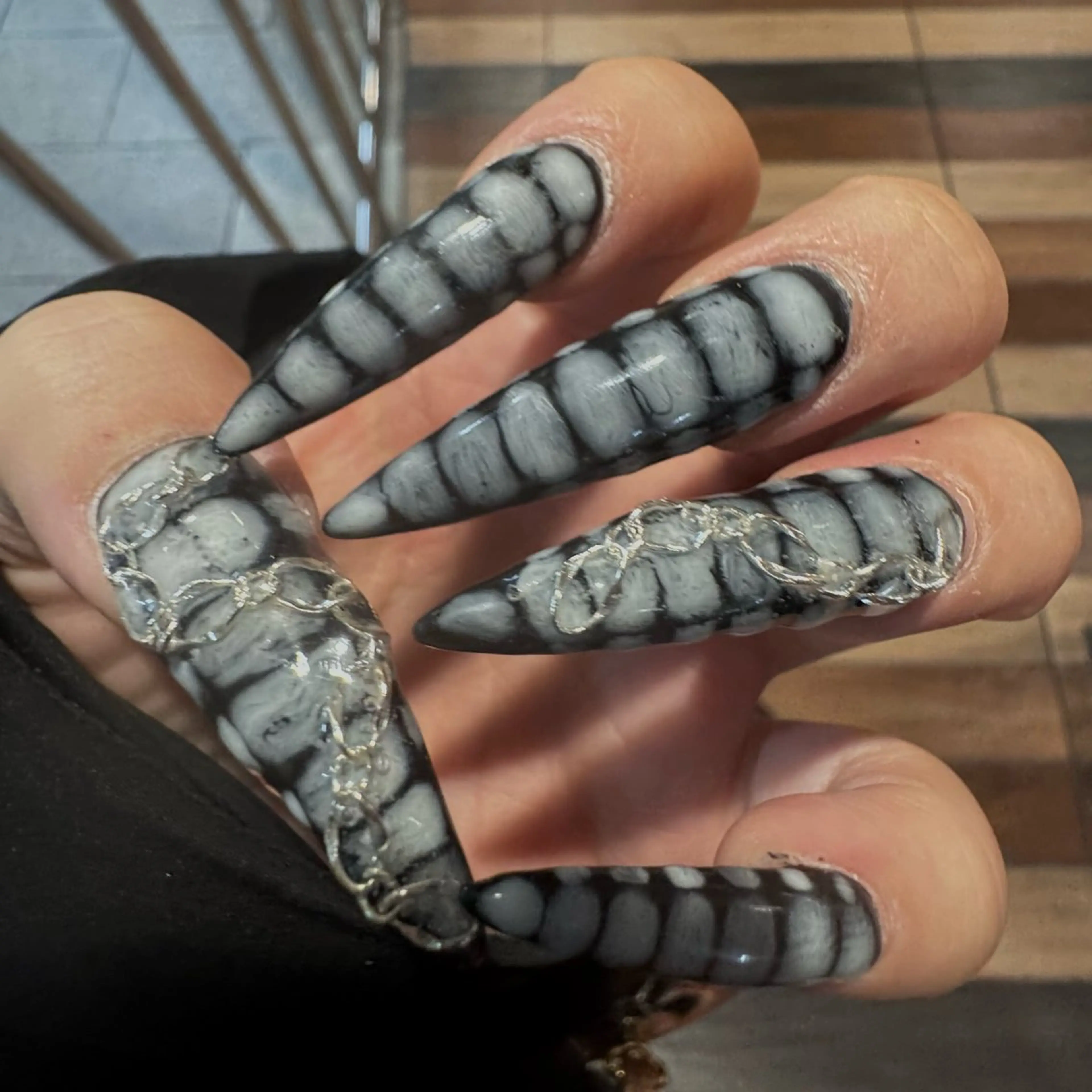 ロング 小川 柚香のネイルデザイン