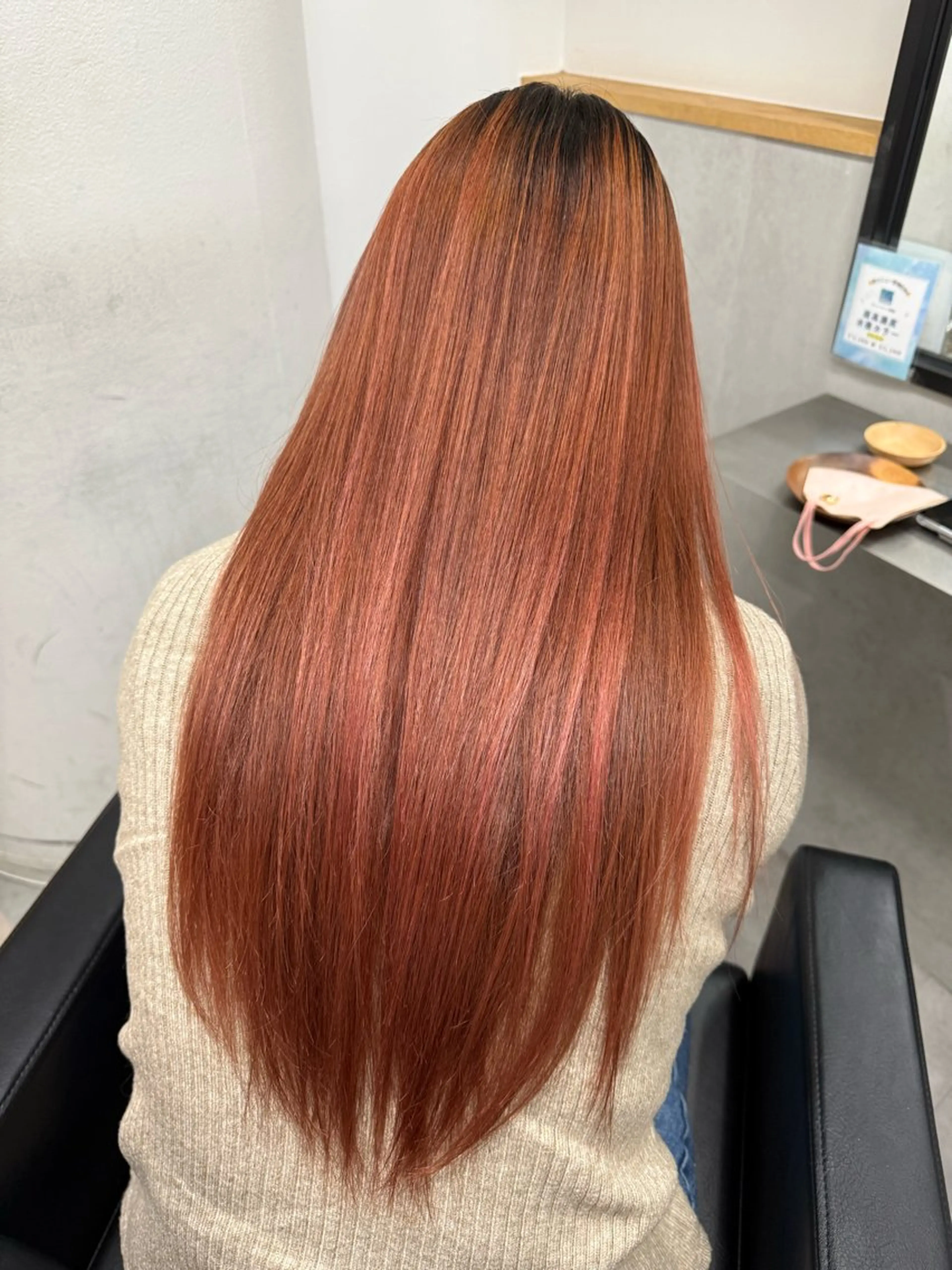 ロング Laff新宿所属・新宿/艶カラー/ 透明感カラー/タクマのヘアスタイル