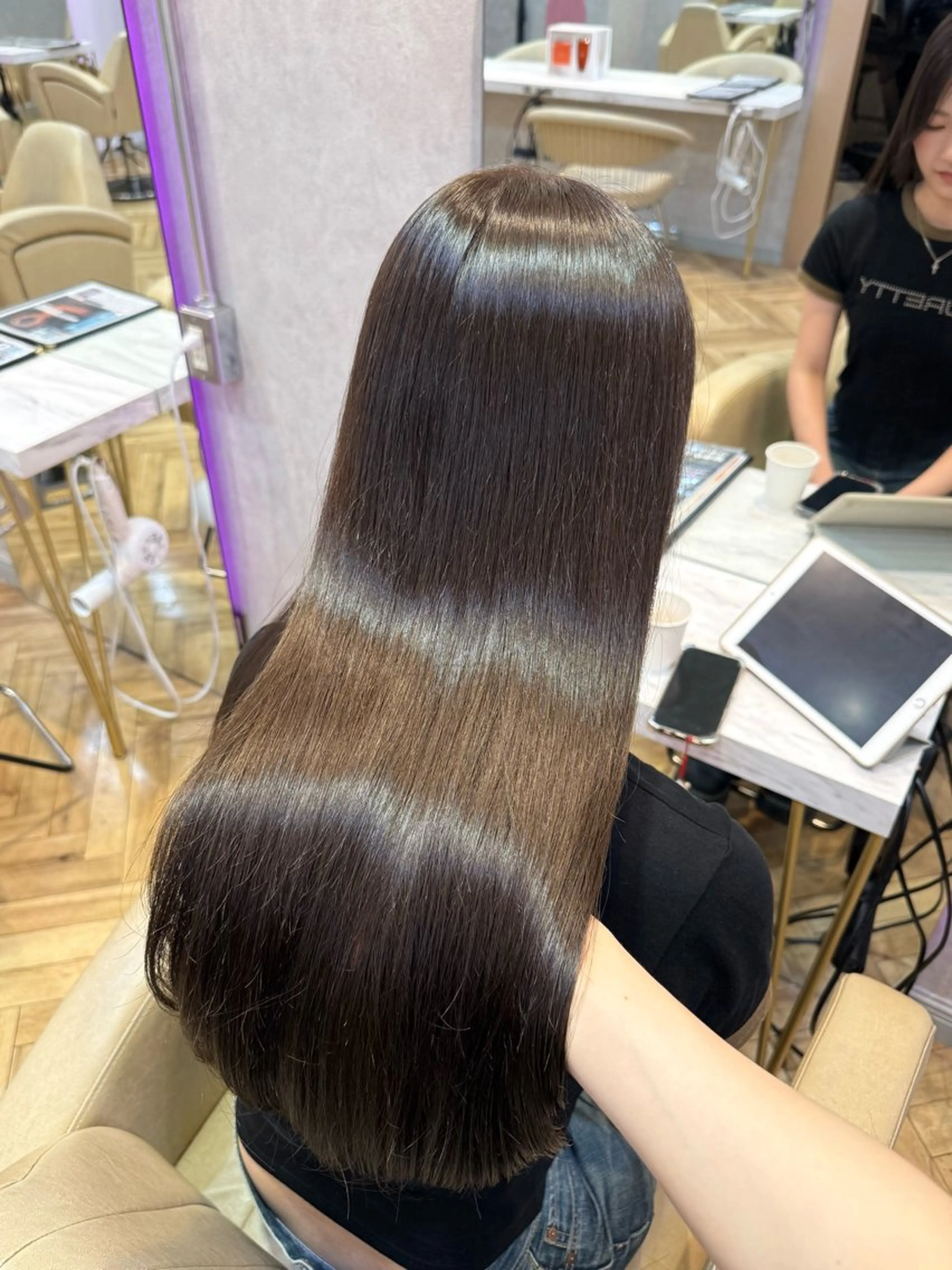 ロング カット ヘアカラー 縮毛矯正 トリートメント 韓国ヘア/艶髪/ 透明感カラー/つぐみのヘアスタイル