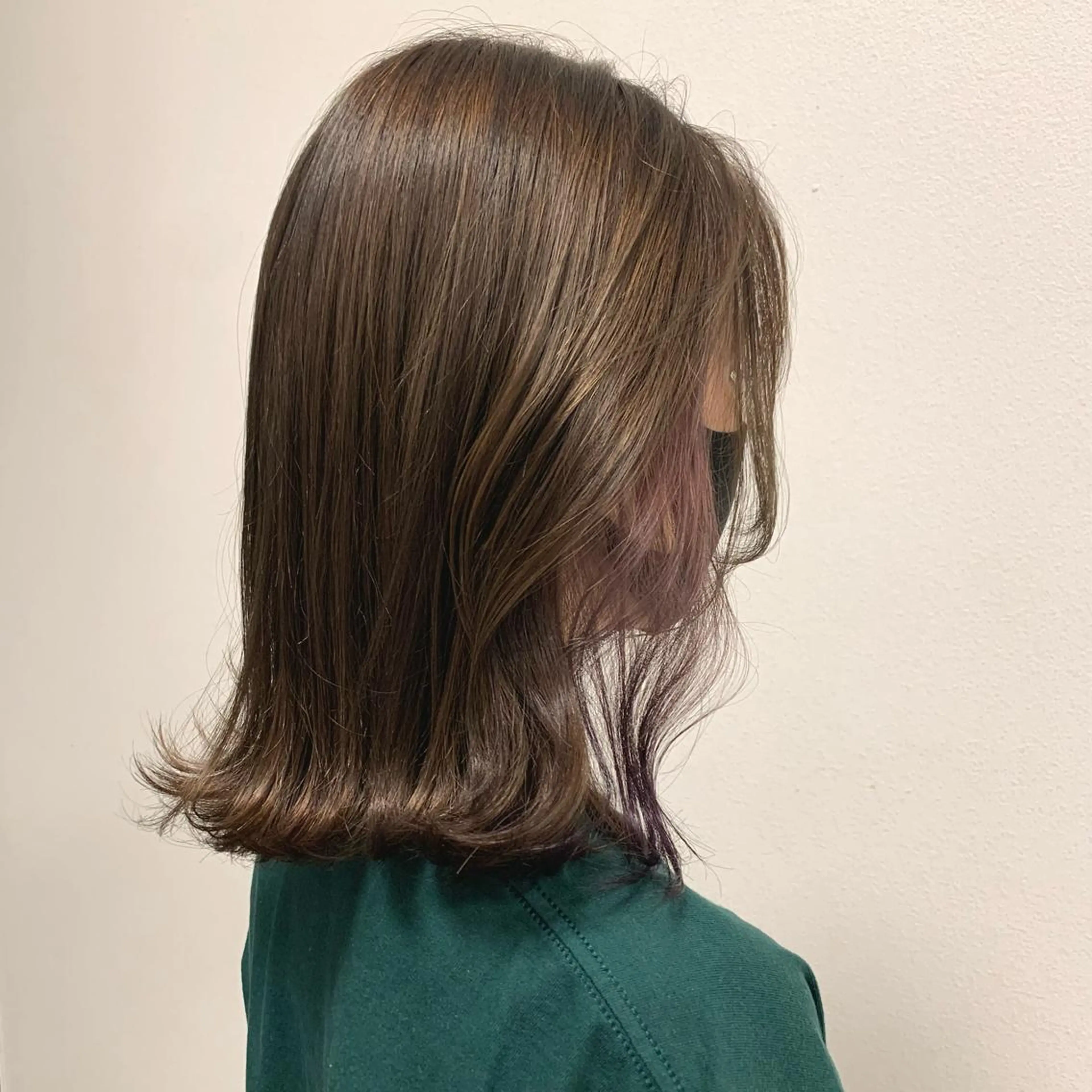 ミディアム カラー ベージュカラー ブリーチ ブラウンカラー ブラウンベージュ ブリーチなしカラー 村田 来倖のヘアスタイル