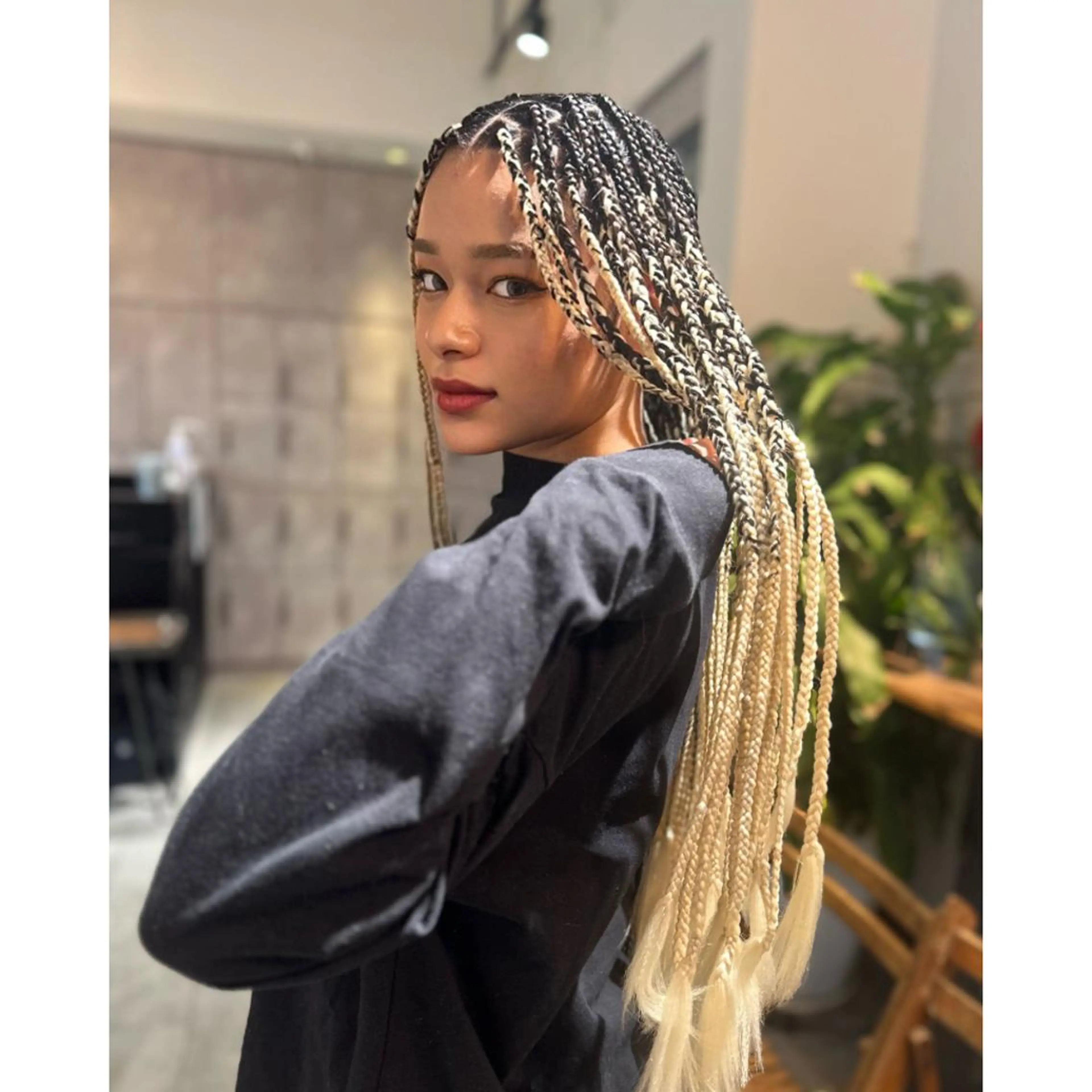 メンズ キッズ 子どものヘアアレンジ エクステ ヘアセット BRAIDS💎愛子 大人ハイライト💎のヘアスタイル