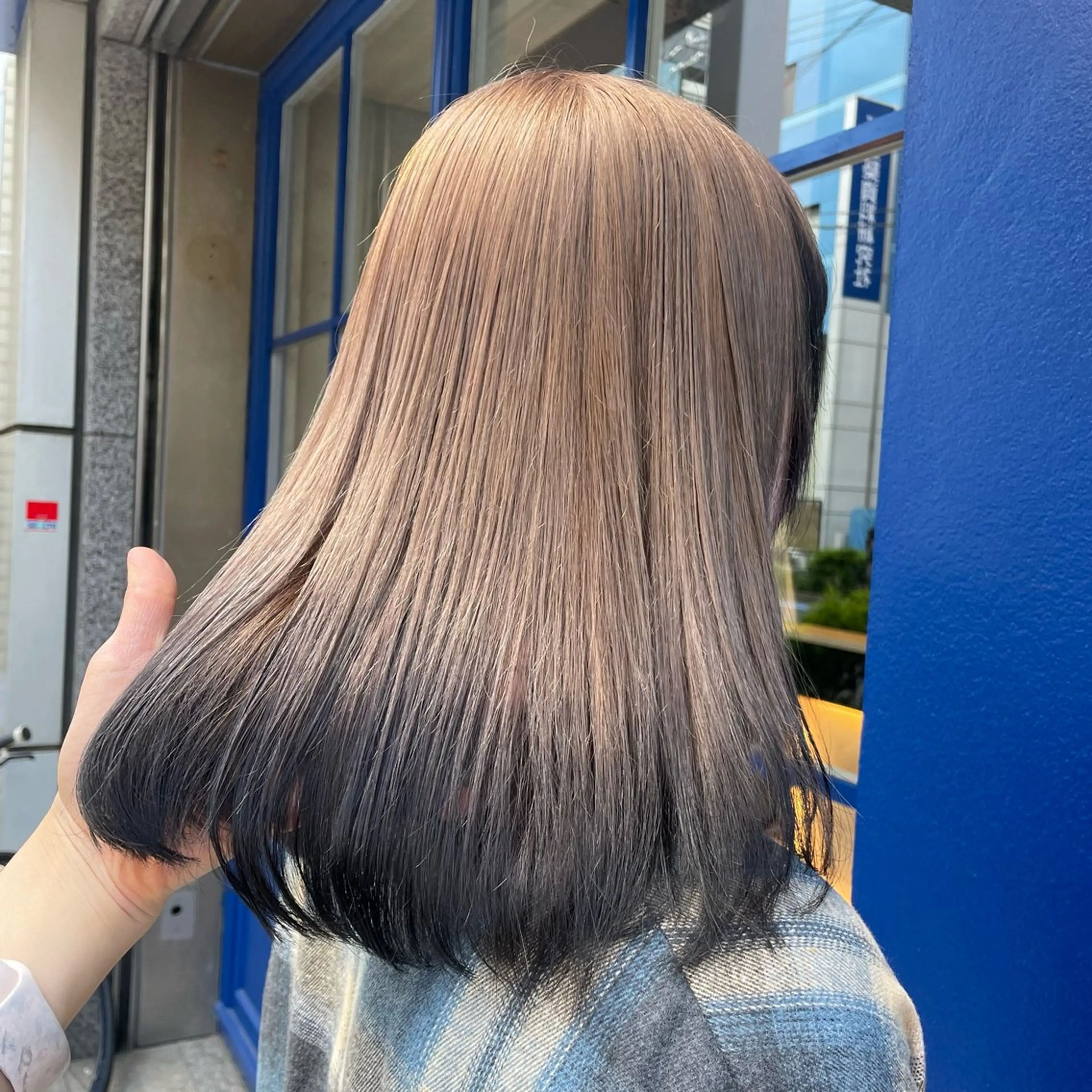 セミロング ヘアカラー 🫧艶髪/ブリーチ 🐳honami🫧のヘアスタイル