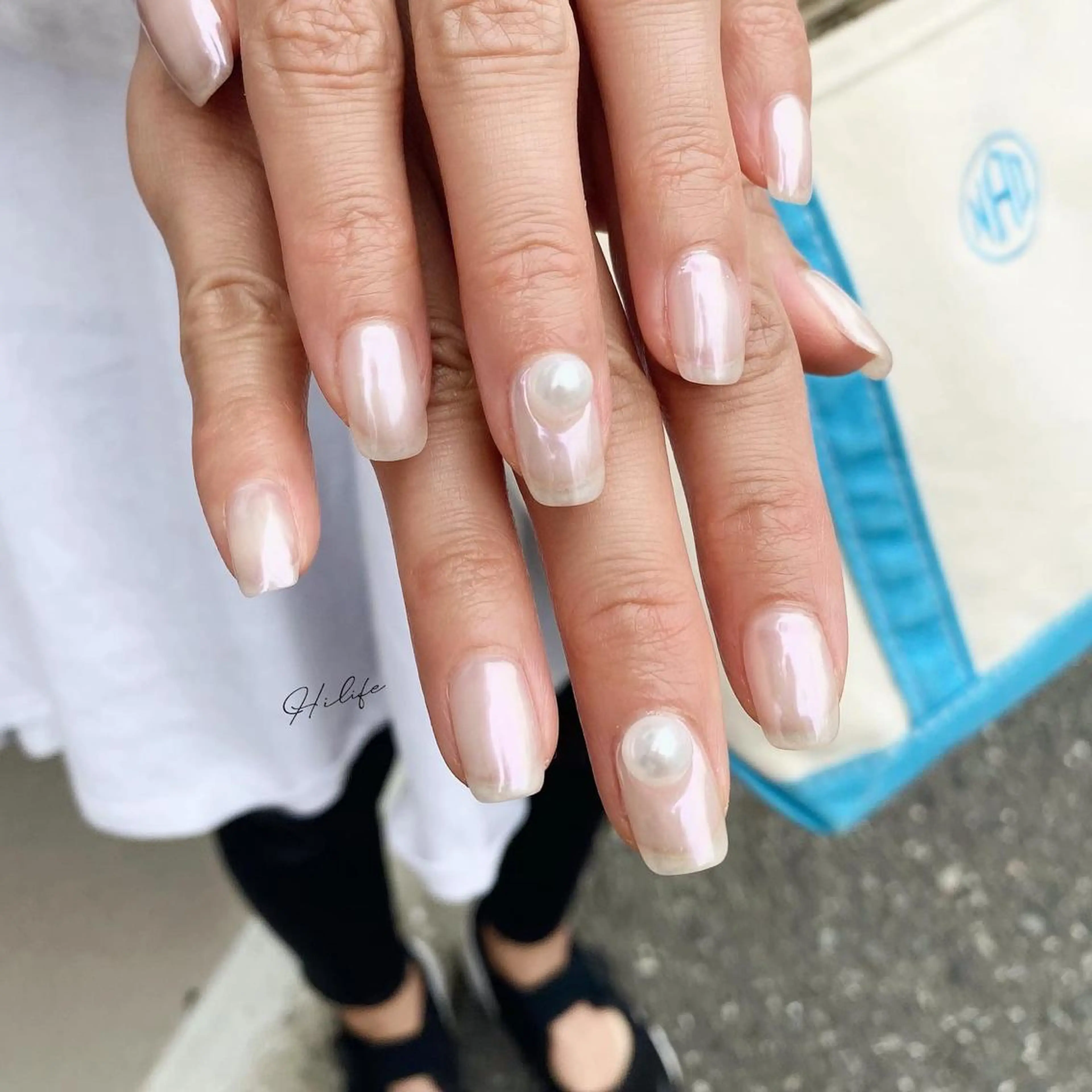 ネイル ミラーネイル シンプルネイル ネイルチップ ハンドネイル Nail Adore.のネイルデザイン