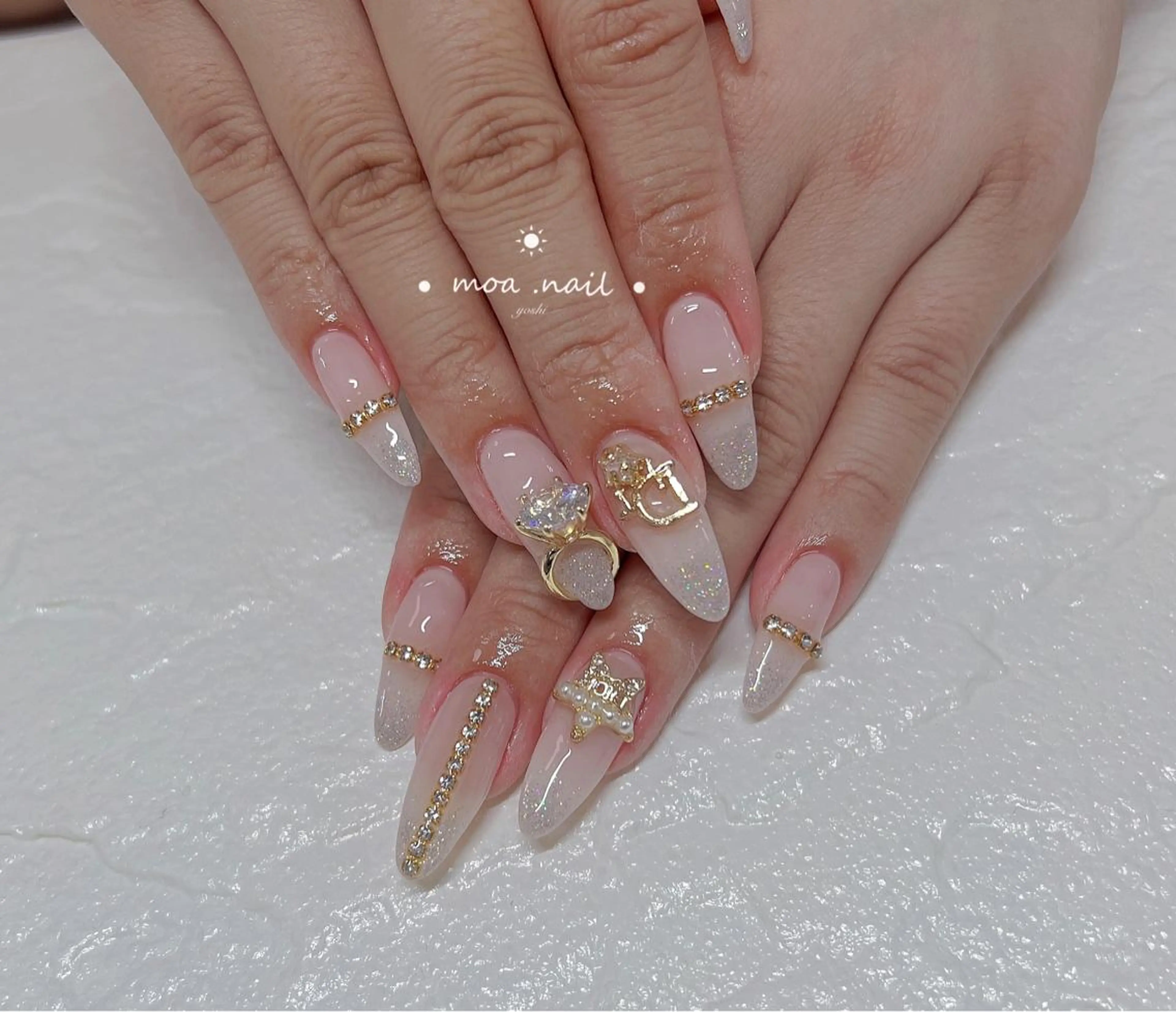 ネイル MOA NAIL所属・MoaNail🫶 Yoshiのネイルデザイン
