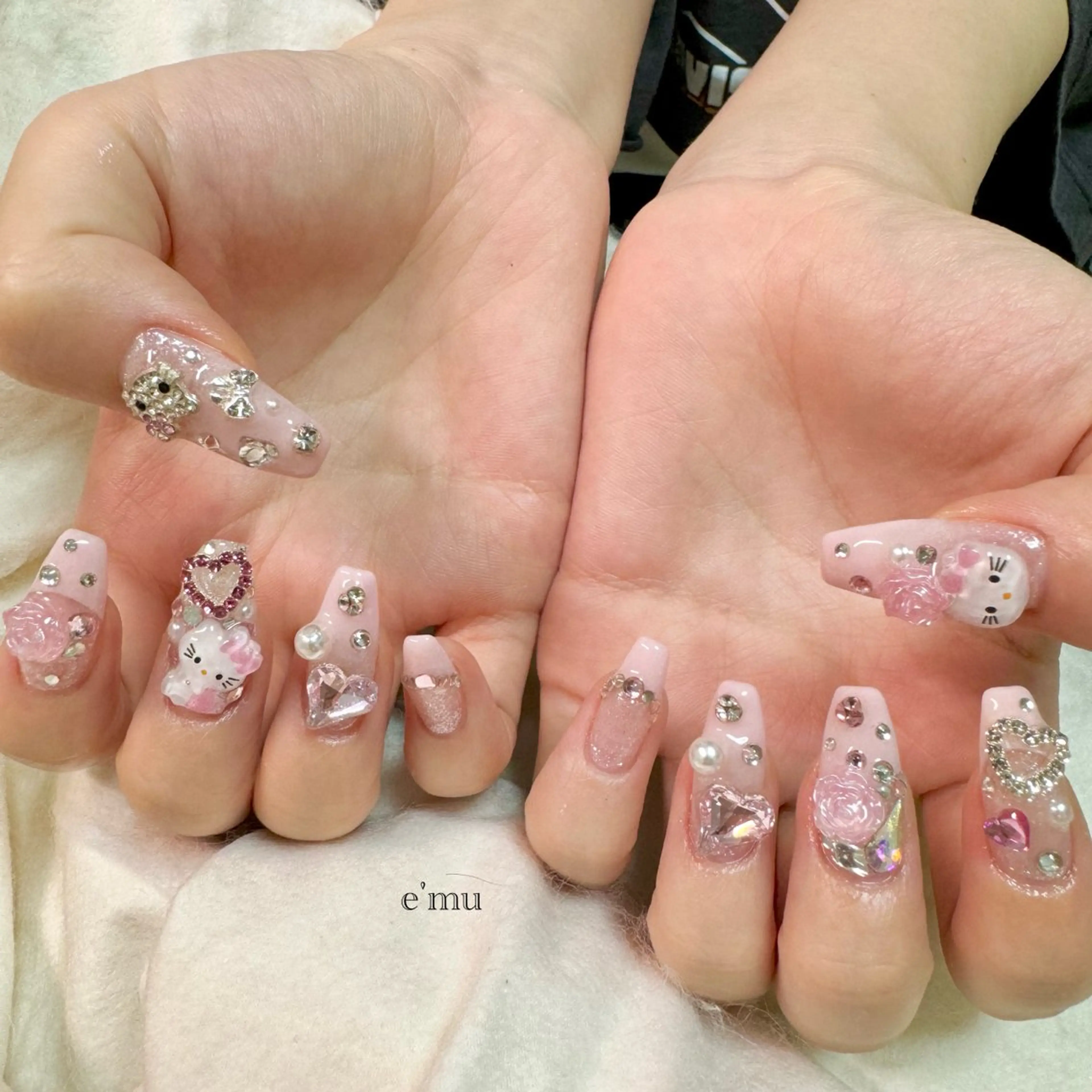 ネイル ハンドネイル nail salon e'mu💐のネイルデザイン