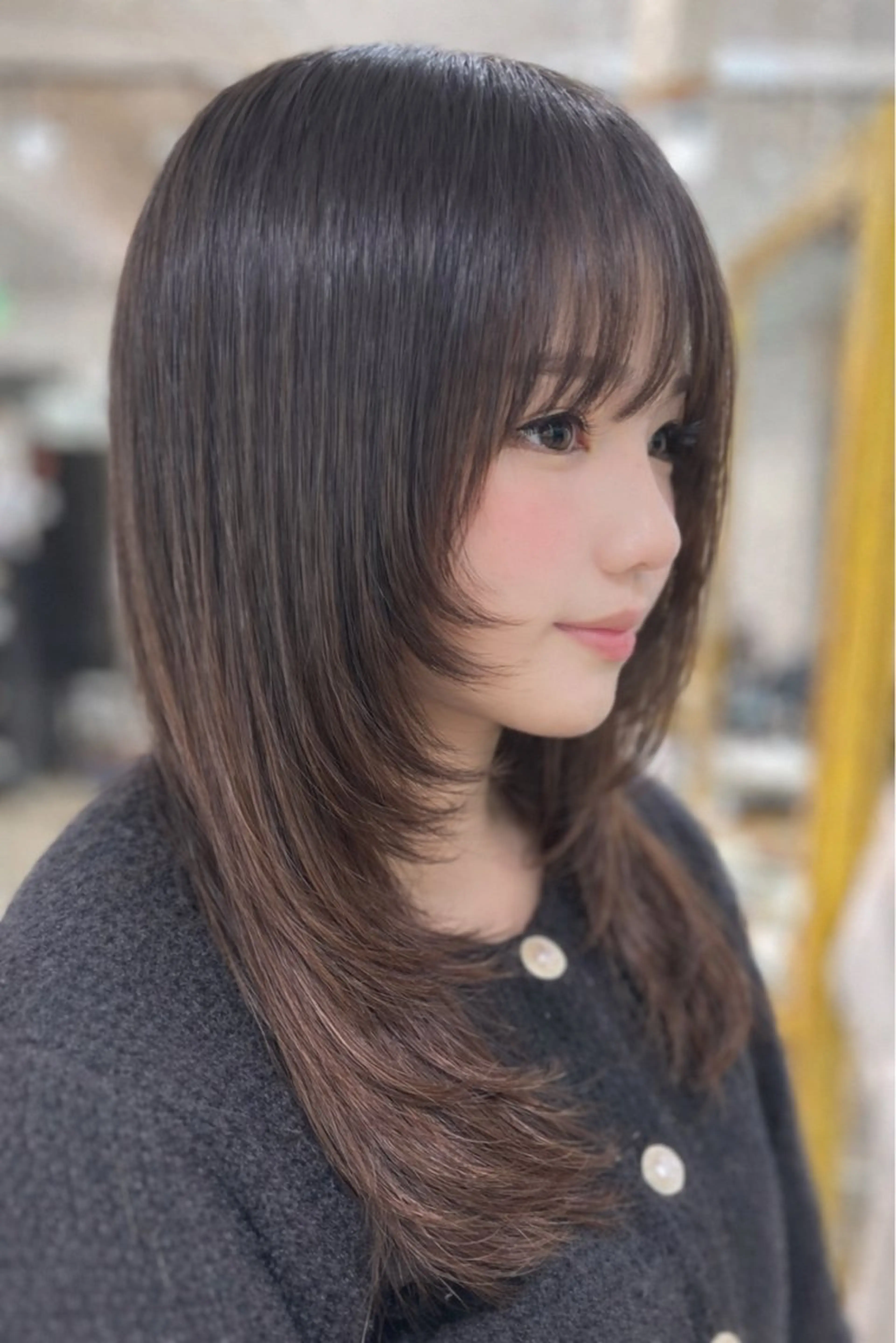 セミロング 縮毛矯正／レイヤー／ 🌟mizukiのヘアスタイル